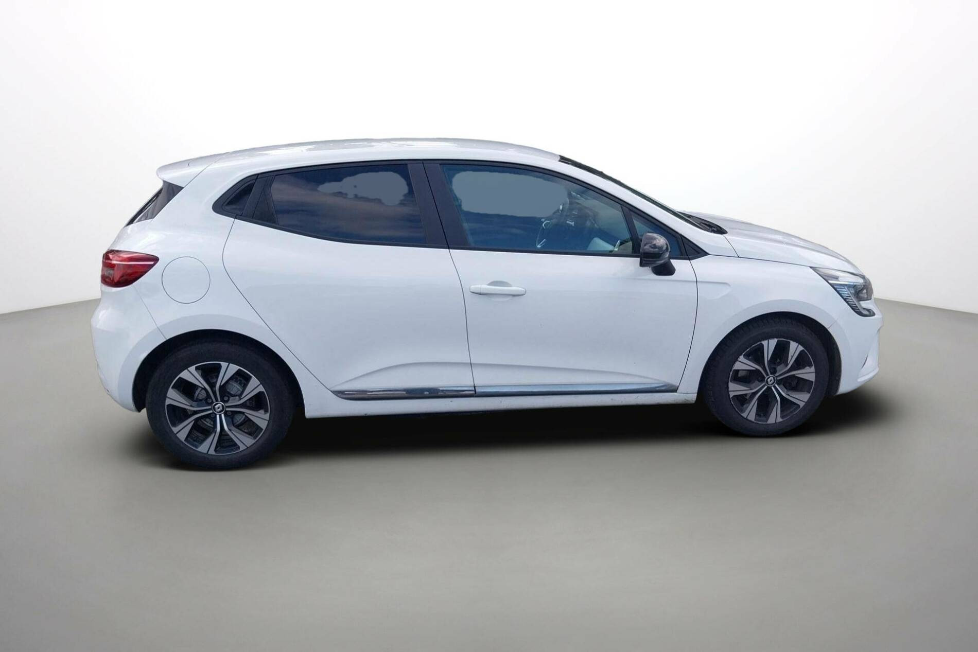 Vente en ligne Renault Clio 5 Clio Blue dCi 100 au prix de 14 990 €