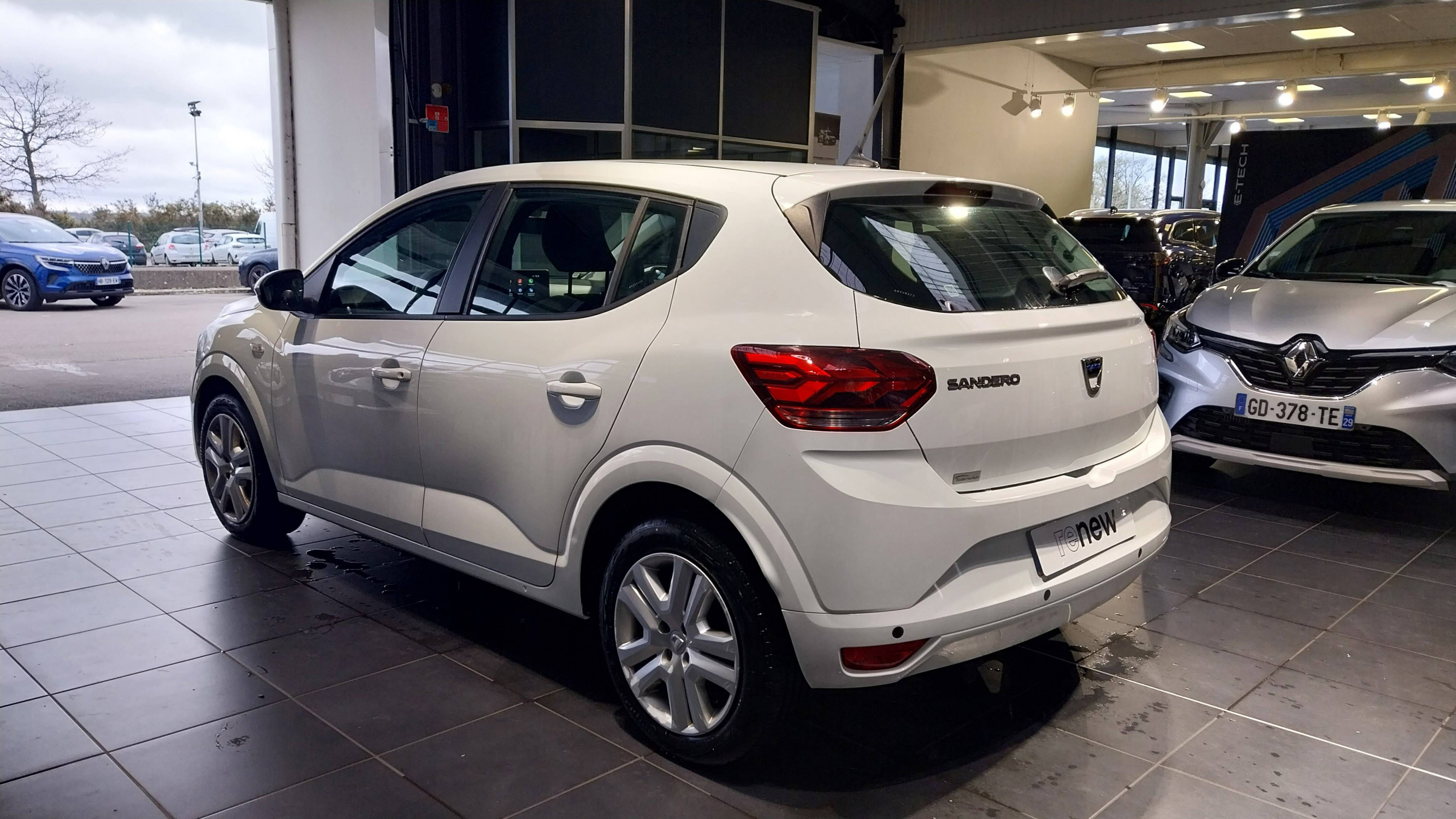 Vente en ligne Dacia Sandero  ECO-G 100 au prix de 12 990 €