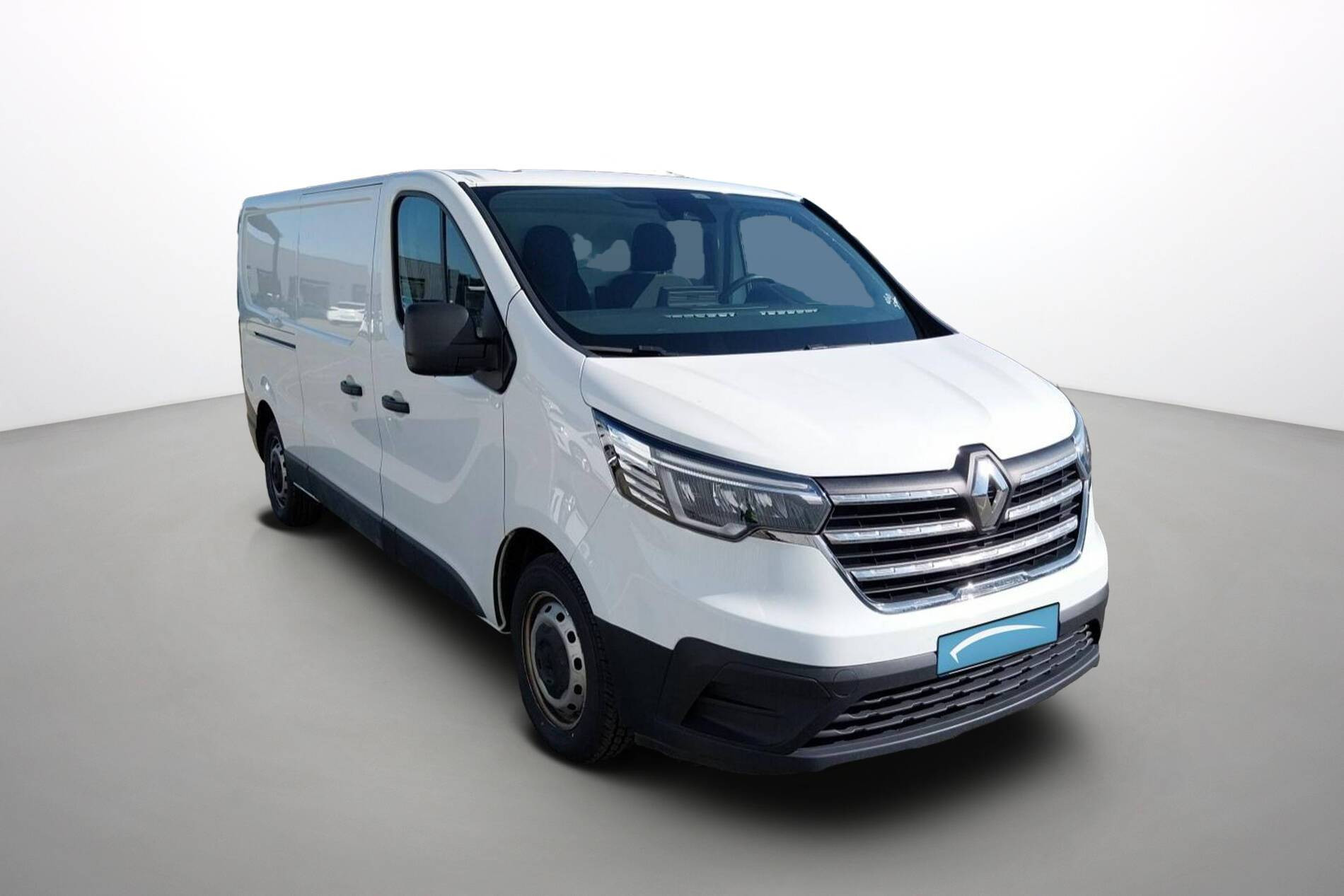 Vente en ligne Renault Trafic 3 Fourgon TRAFIC FGN L2H1 3000 KG BLUE DCI 130 au prix de 19 990 €