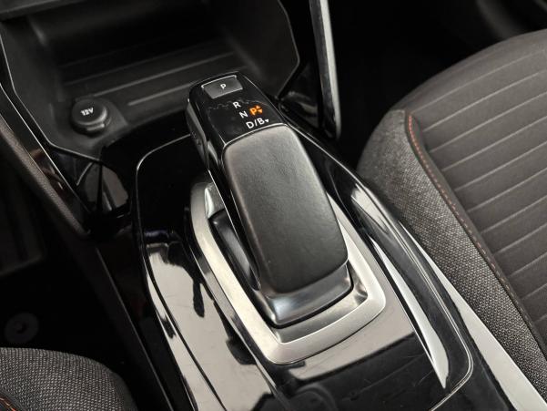 Vente en ligne Peugeot E-208  50 kWh 136ch au prix de 12 970 €