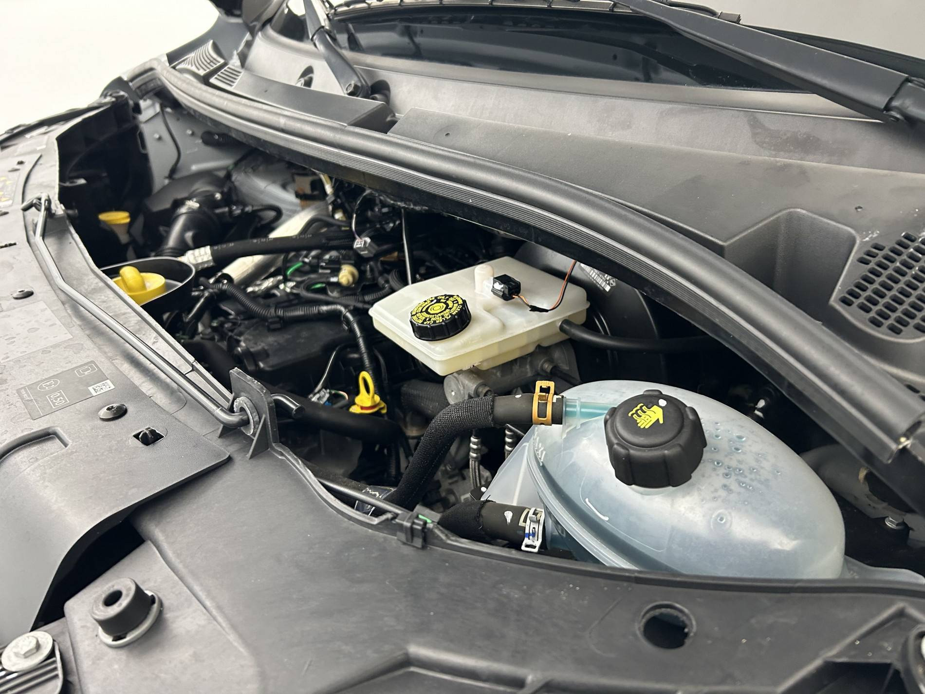 Vente en ligne Renault Master 3 Châssis Cabine MASTER BENNE CC PROP RJ3500 L2 PAFC BLUE DCI 130 EURO VI au prix de 33 990 €