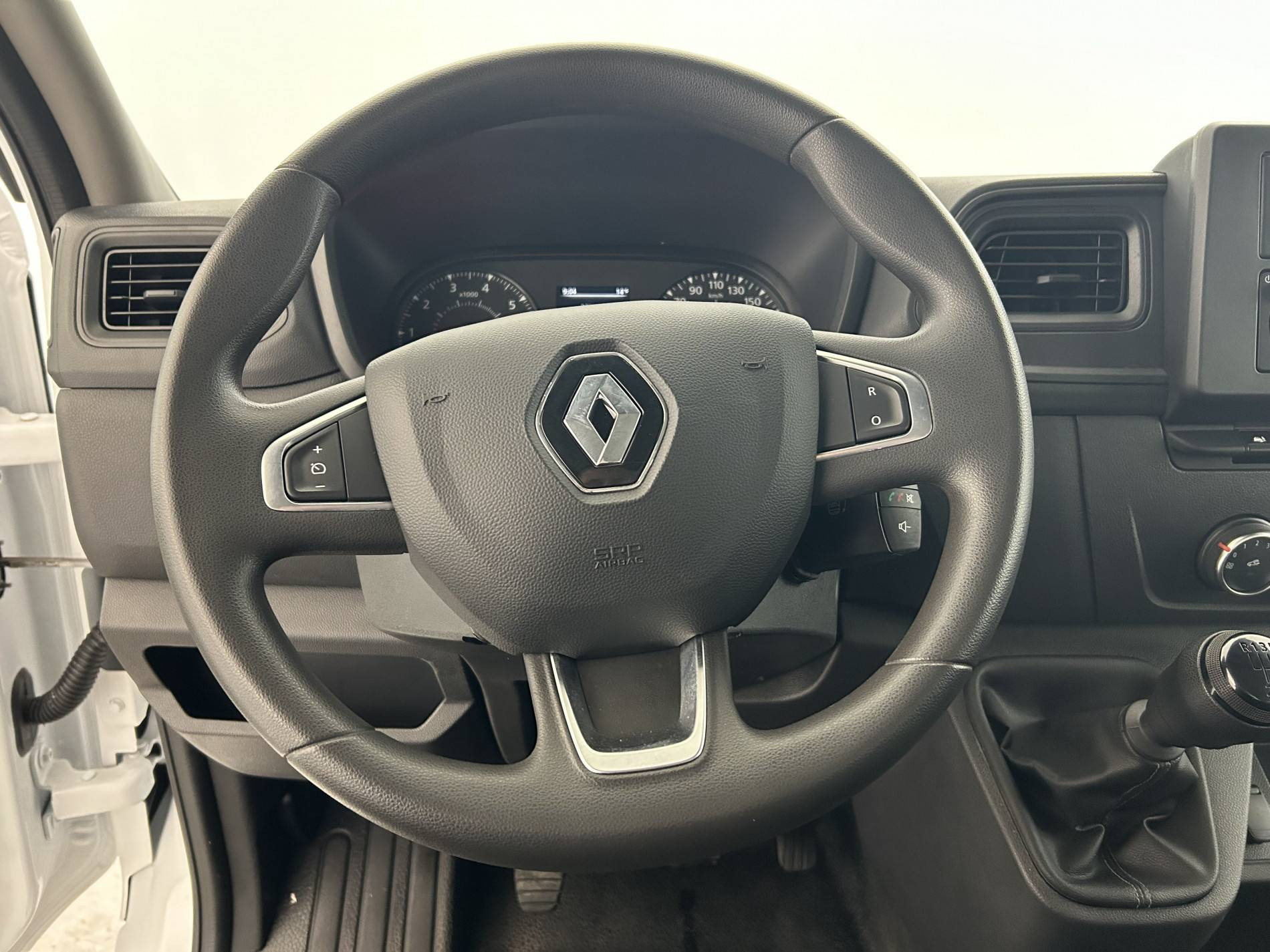 Vente en ligne Renault Master 3 Châssis Cabine MASTER BENNE CC PROP RJ3500 L2 PAFC BLUE DCI 130 EURO VI au prix de 33 990 €