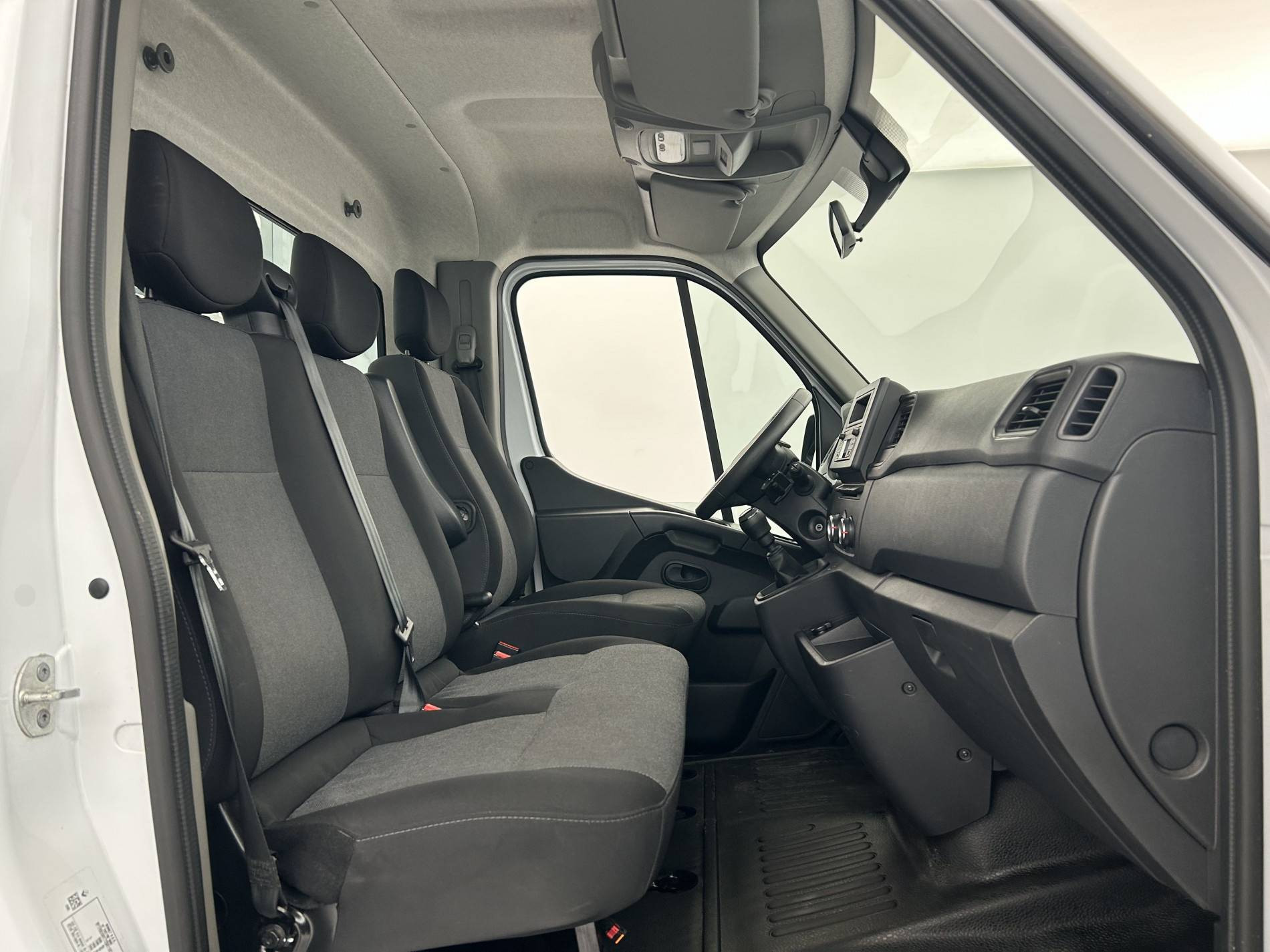 Vente en ligne Renault Master 3 Châssis Cabine MASTER BENNE CC PROP RJ3500 L2 PAFC BLUE DCI 130 EURO VI au prix de 33 990 €
