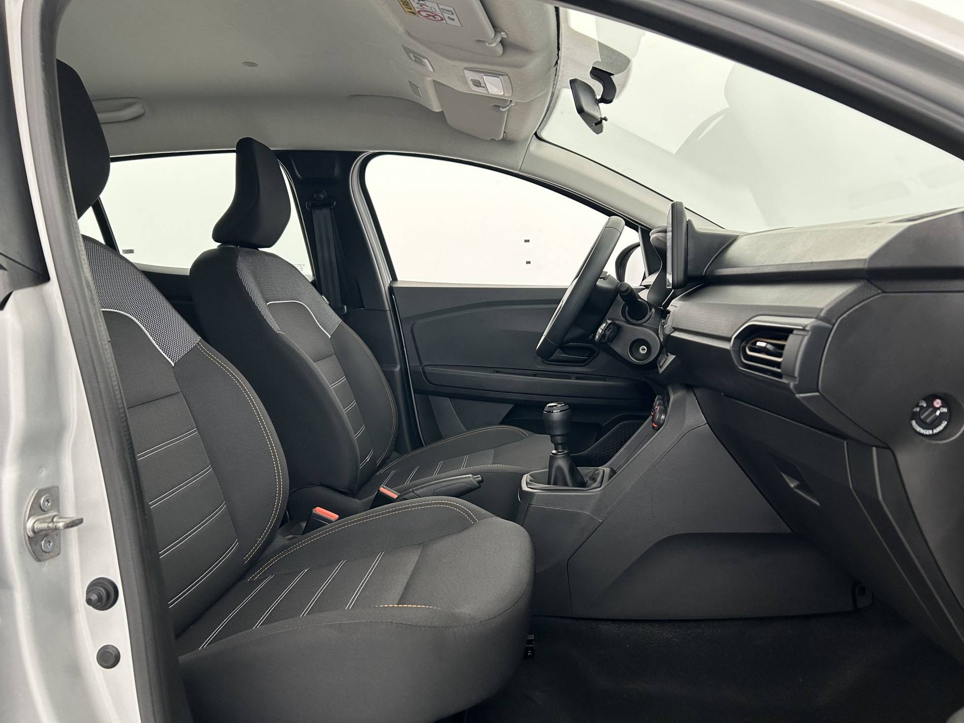 Vente en ligne Dacia Sandero  ECO-G 100 au prix de 14 890 €