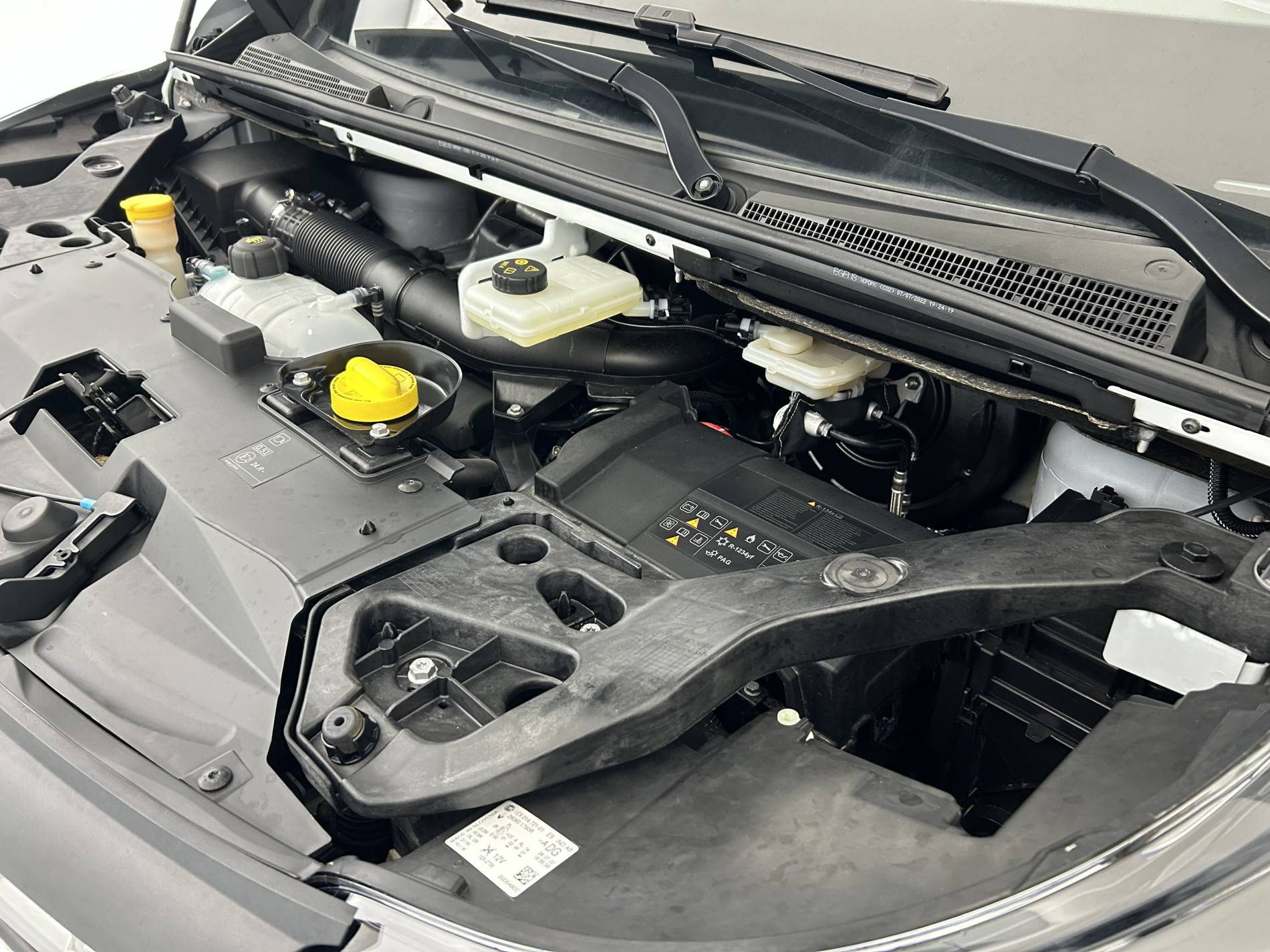 Vente en ligne Renault Trafic 3 Fourgon TRAFIC FGN L2H1 3000 KG BLUE DCI 130 au prix de 21 890 €