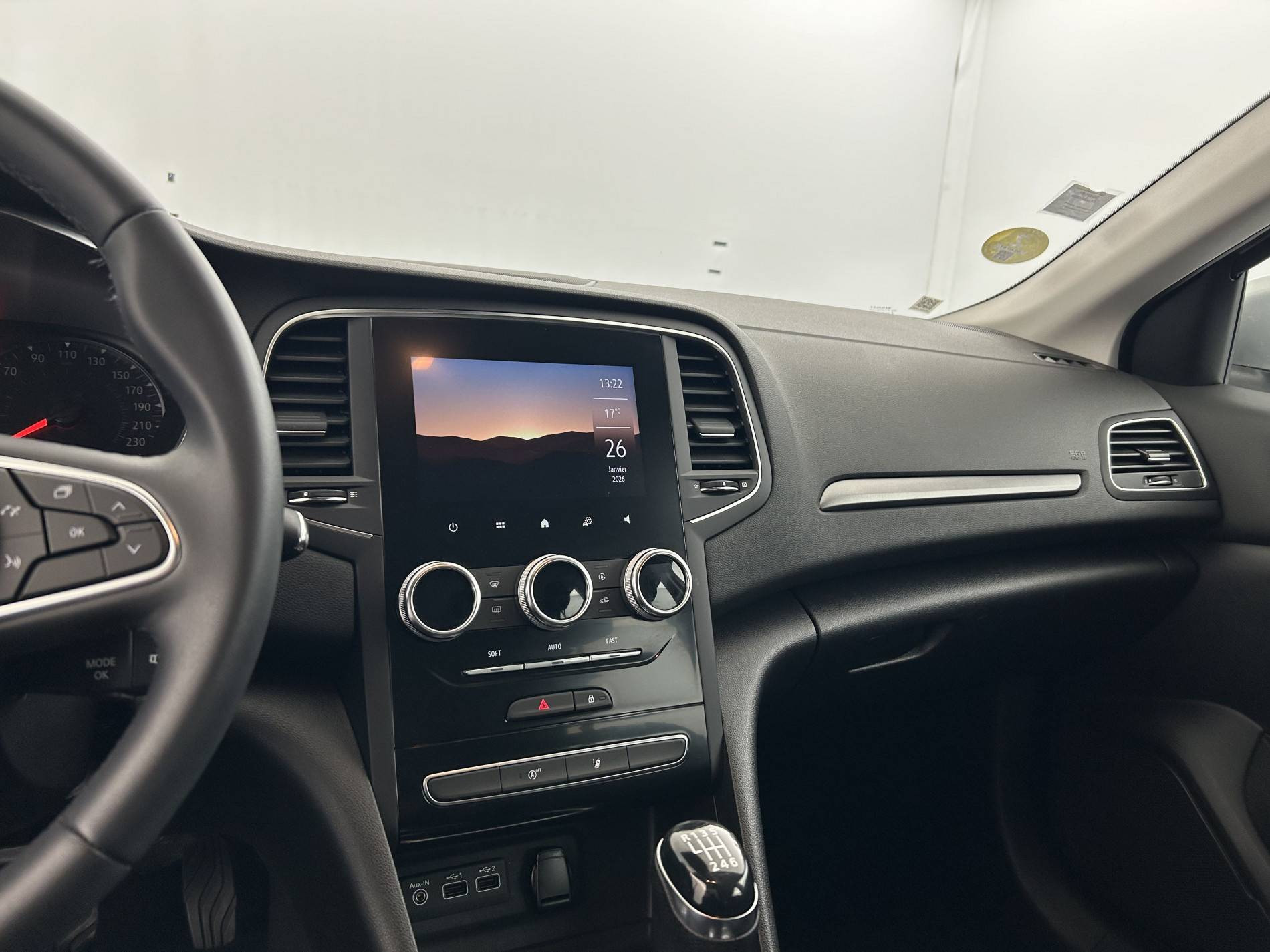 Vente en ligne Renault Megane 4 Mégane IV Berline Blue dCi 115 - 21B au prix de 16 990 €