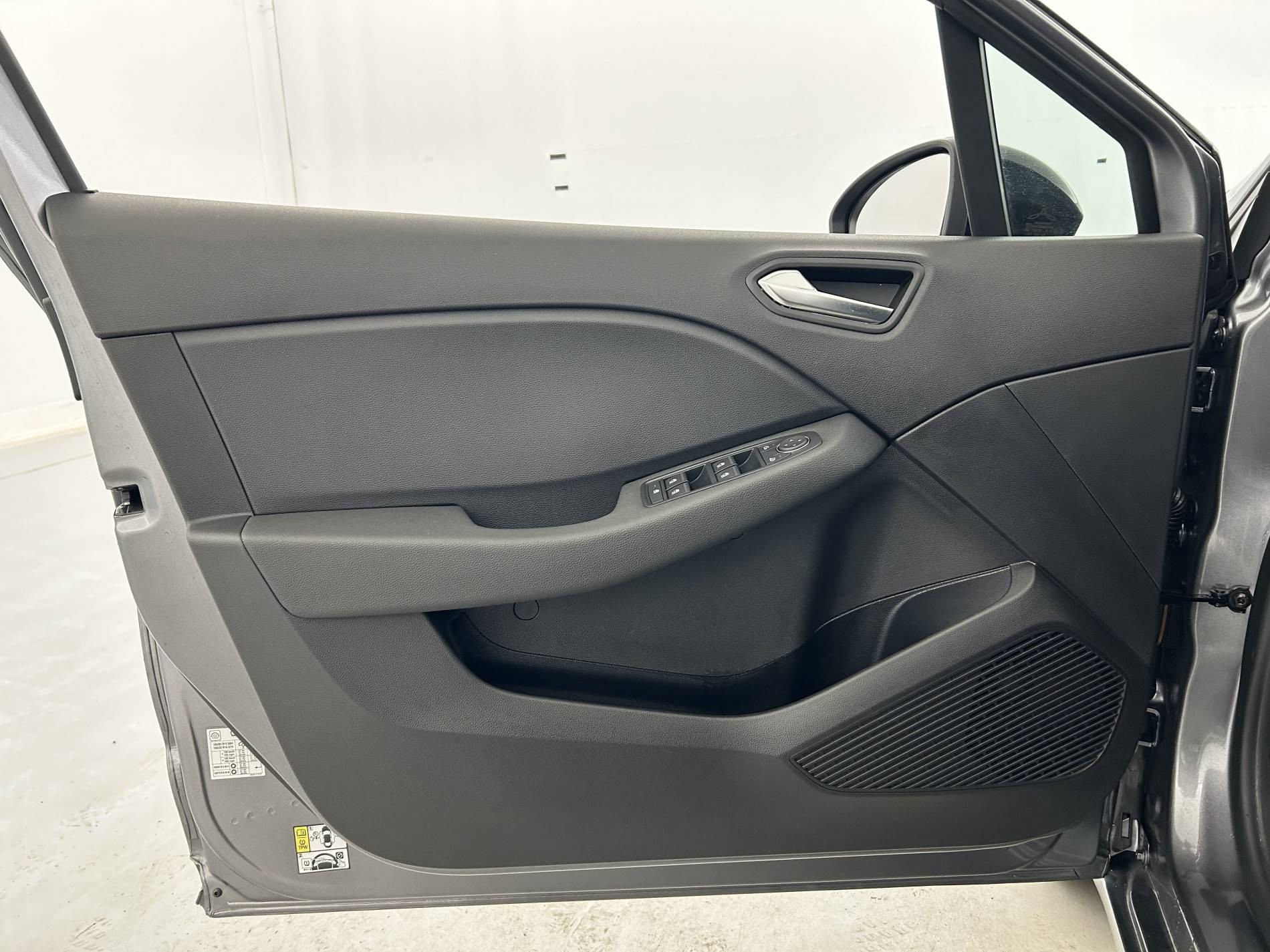 Vente en ligne Renault Clio 5 Clio Blue dCi 100 au prix de 15 890 €