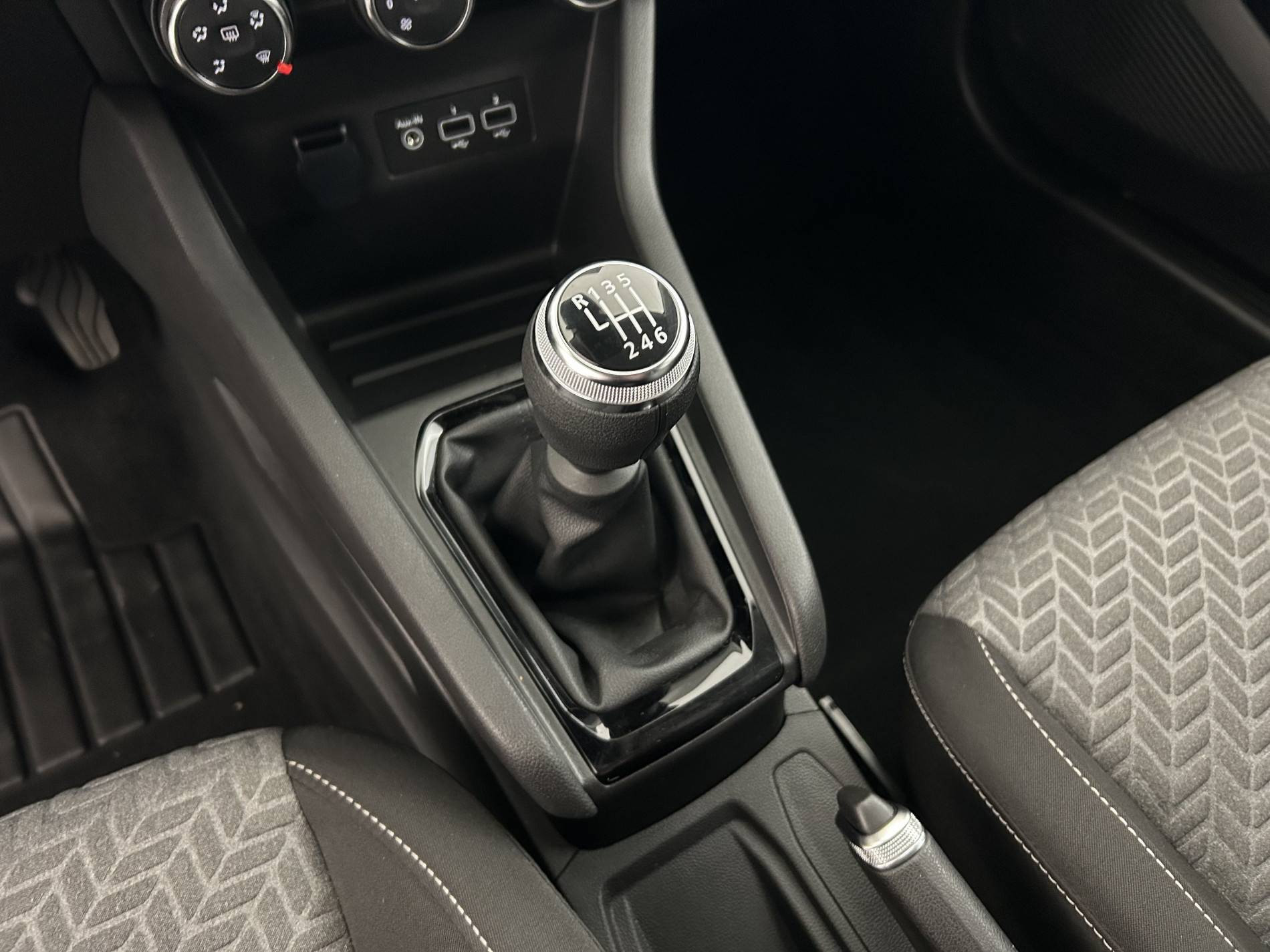 Vente en ligne Renault Clio 5 Clio Blue dCi 100 au prix de 15 890 €