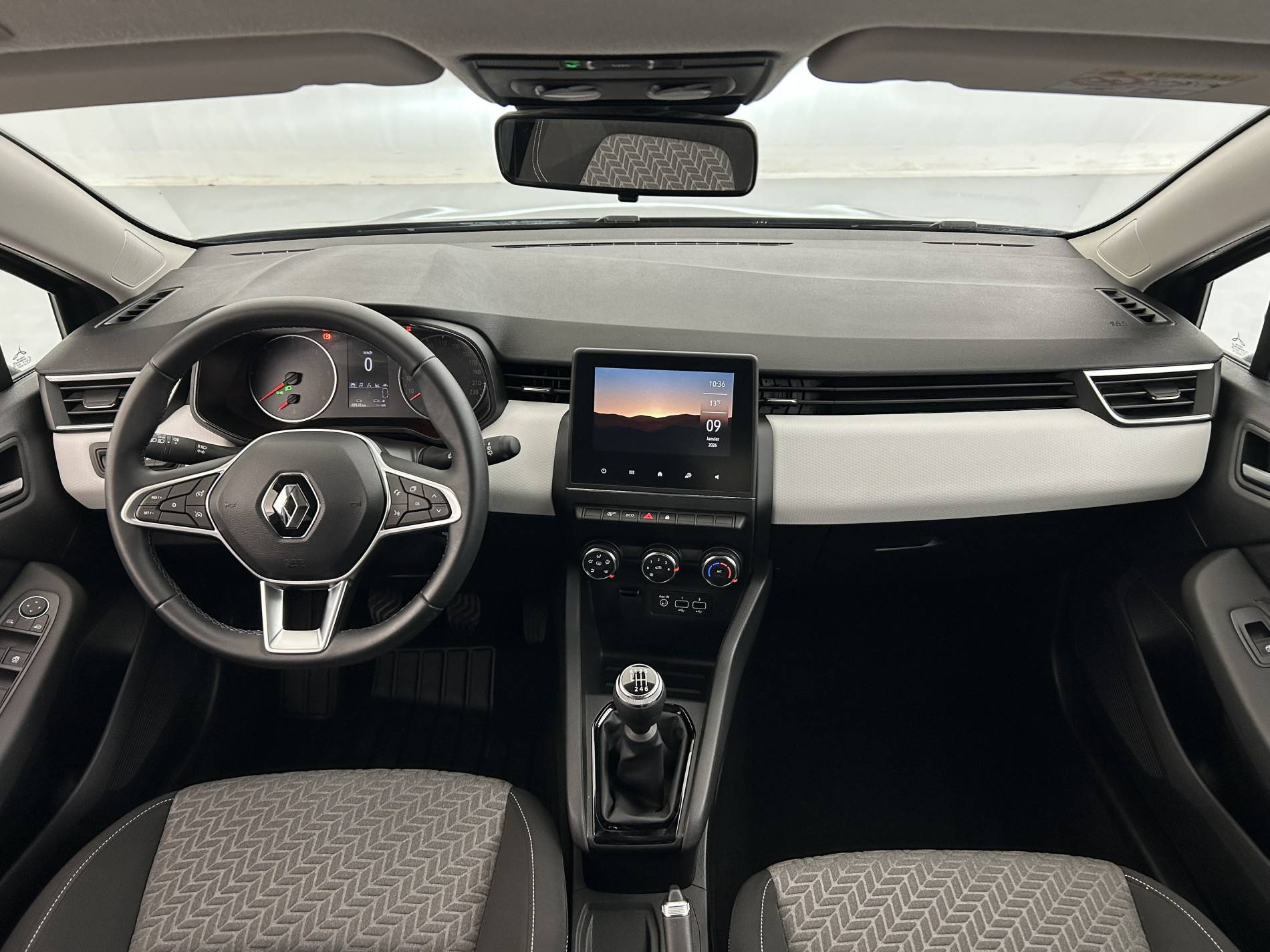 Vente en ligne Renault Clio 5 Clio Blue dCi 100 au prix de 15 890 €