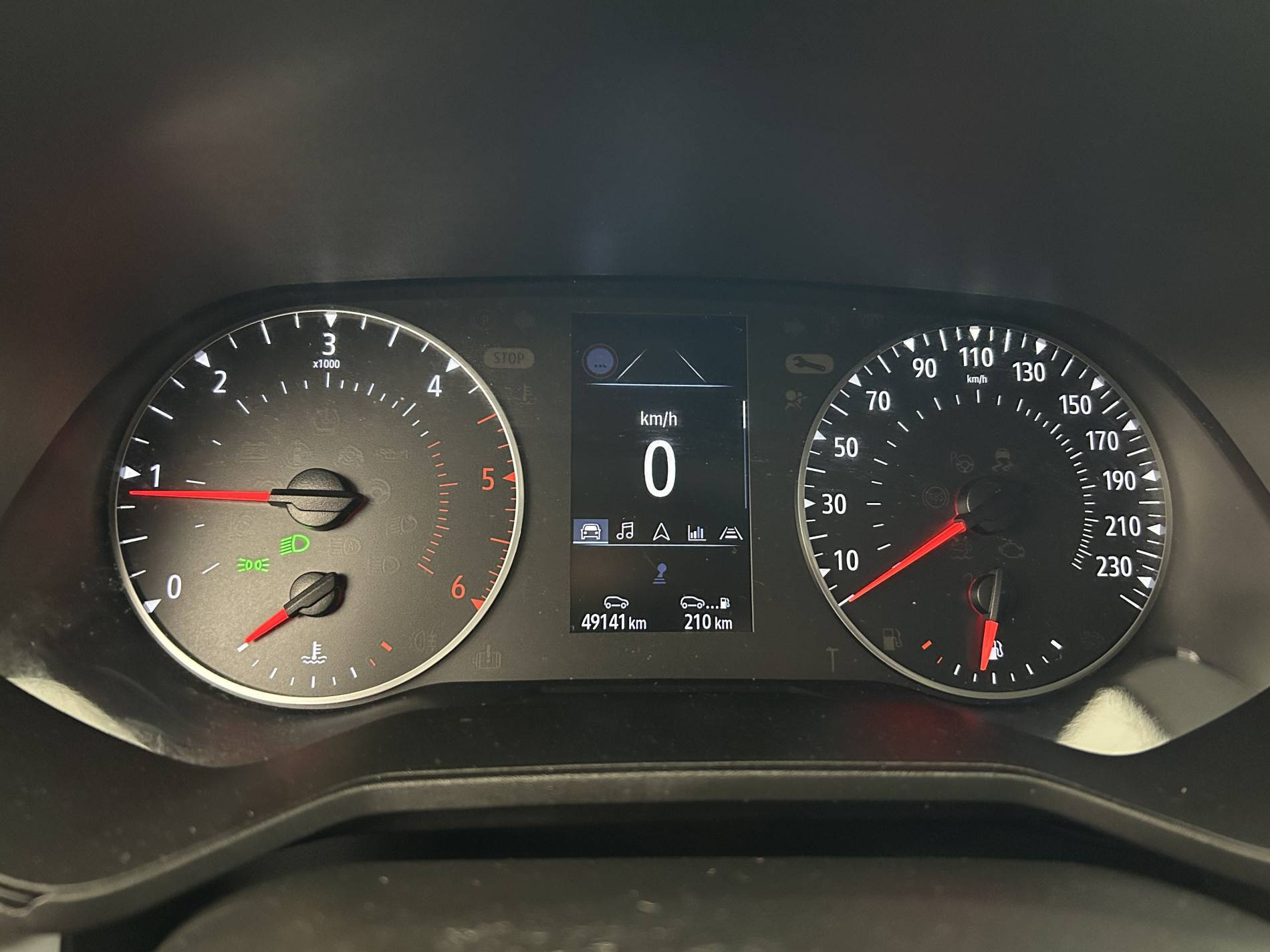 Vente en ligne Renault Clio 5 Clio Blue dCi 100 au prix de 15 890 €