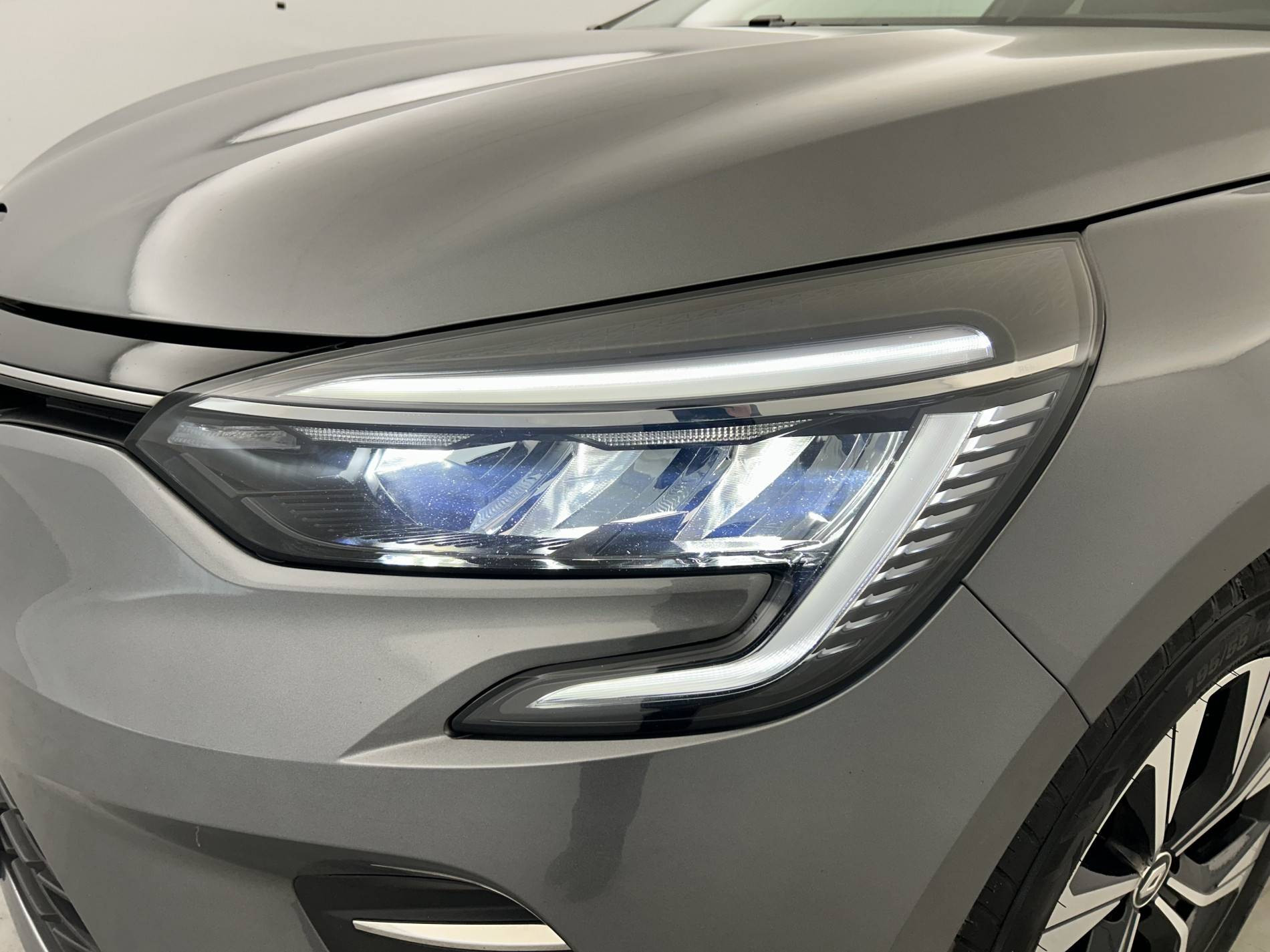 Vente en ligne Renault Clio 5 Clio Blue dCi 100 au prix de 15 890 €