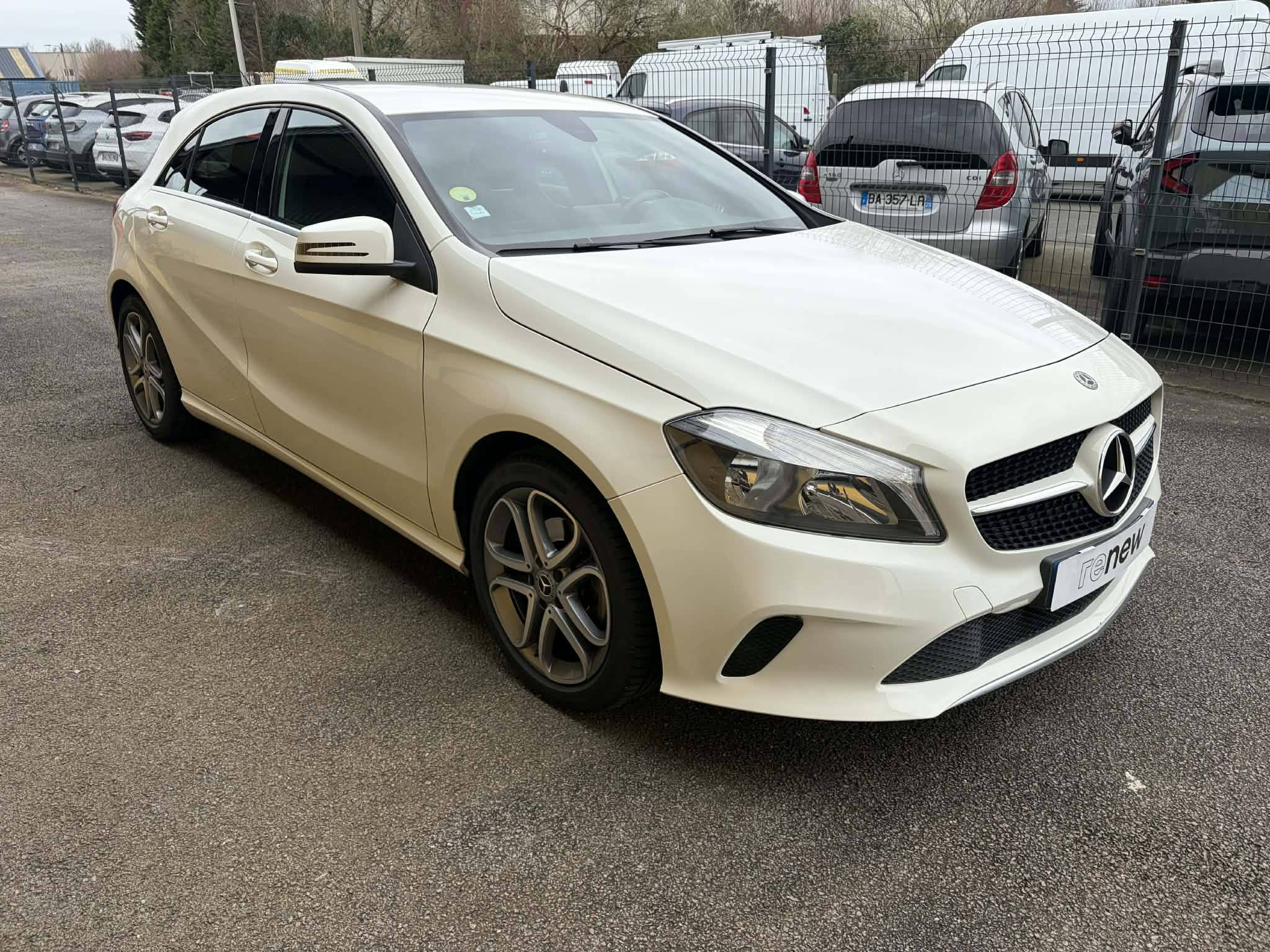 Vente en ligne Mercedes Classe A  200 d 7G-DCT au prix de 16 990 €