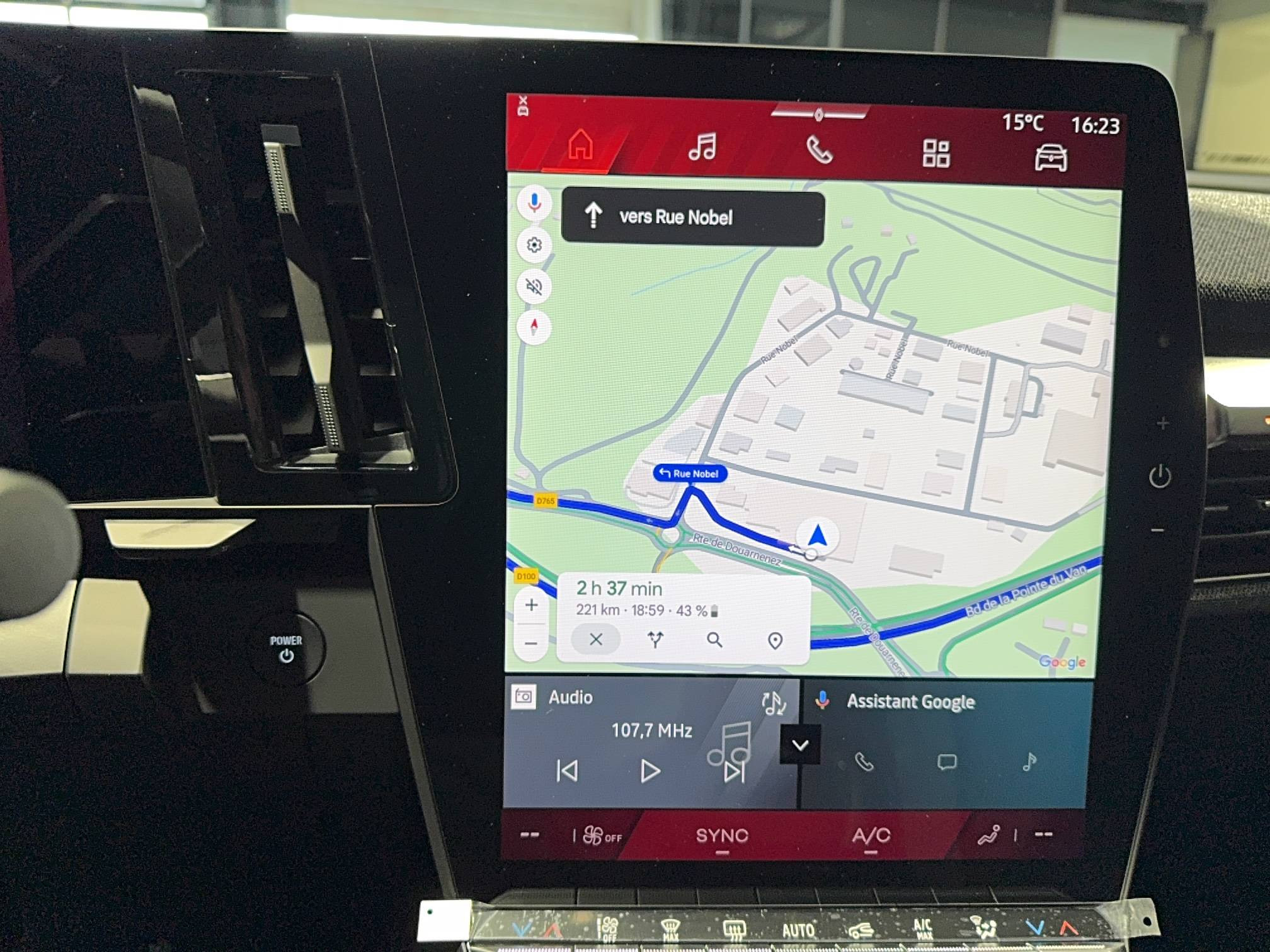 Vente en ligne Renault Scenic E-Tech  220 ch grande autonomie au prix de 39 290 €