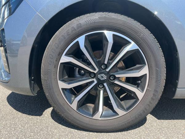 Vente en ligne Renault Clio 5 Clio TCe 90 au prix de 18 970 €