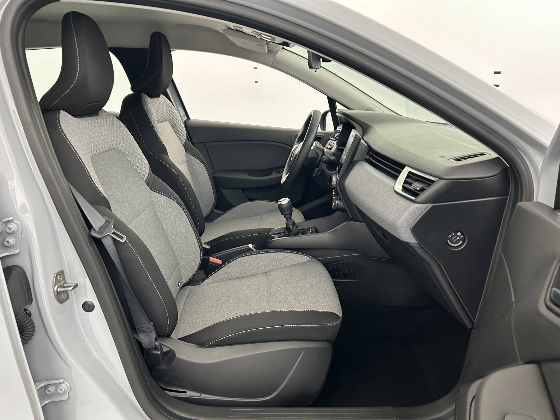 Vente en ligne Renault Clio 5 Clio TCe 90 ch GSR2 au prix de 15 990 €