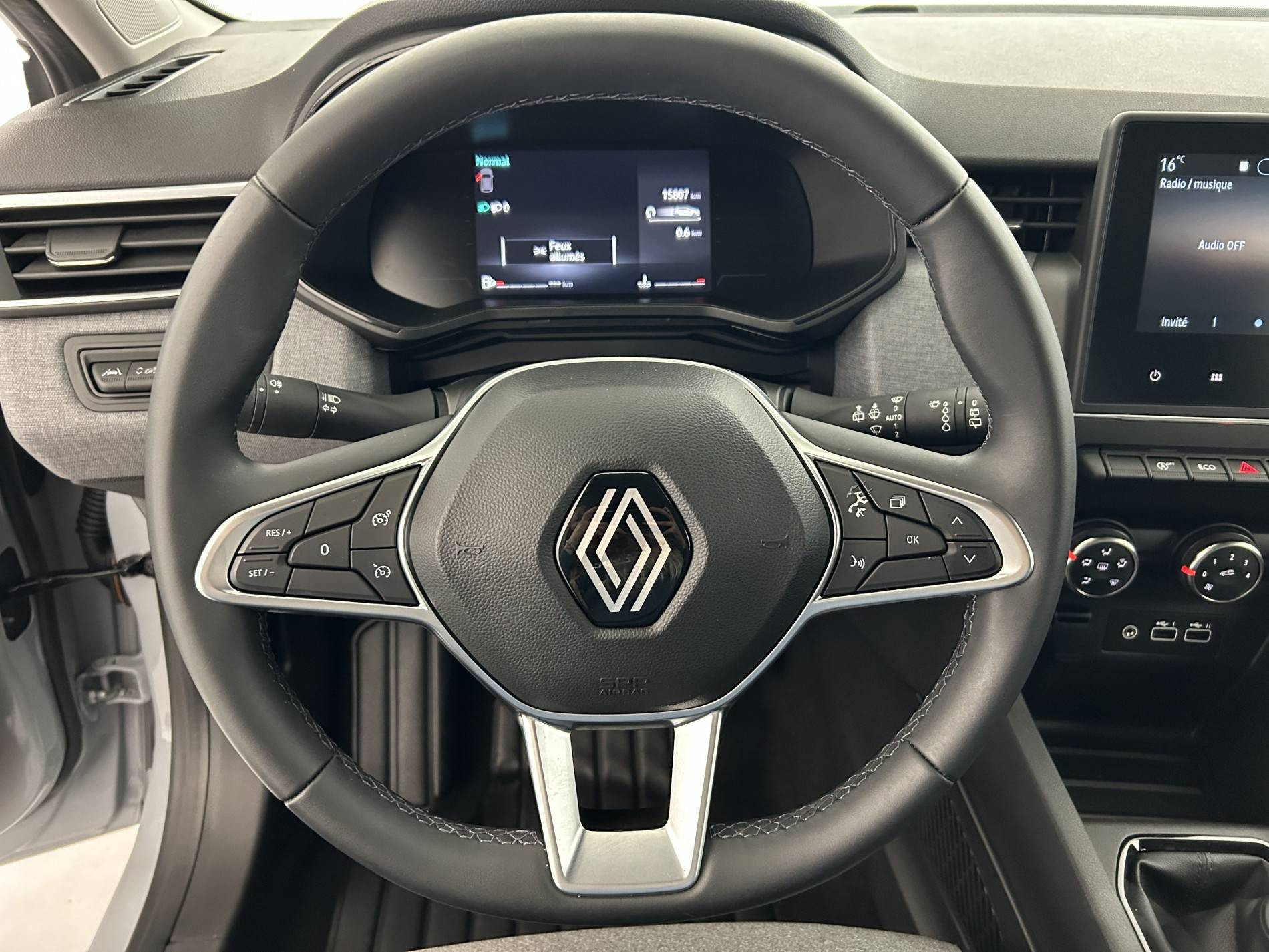 Vente en ligne Renault Clio 5 Clio TCe 90 ch GSR2 au prix de 15 990 €