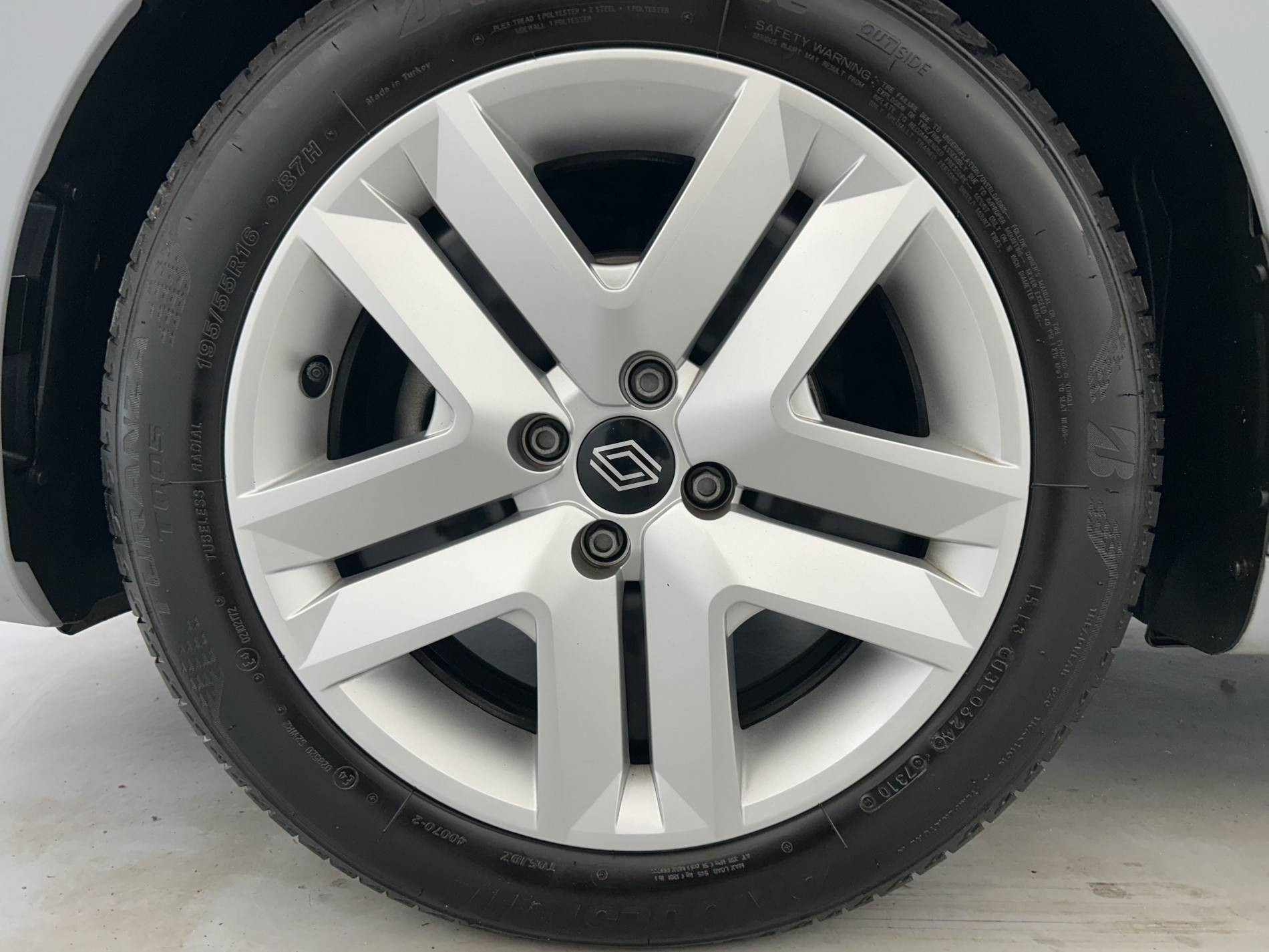 Vente en ligne Renault Clio 5 Clio TCe 90 ch GSR2 au prix de 15 990 €