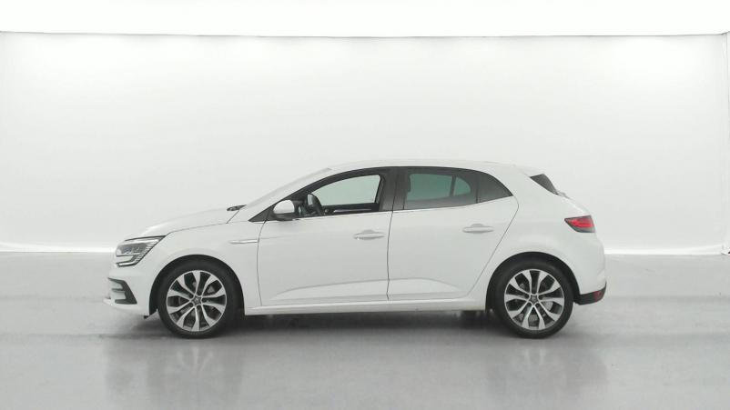 Vente en ligne Renault Megane 4  Blue dCi 115 EDC au prix de 21 990 €