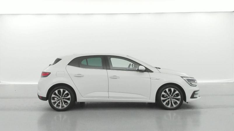 Vente en ligne Renault Megane 4  Blue dCi 115 EDC au prix de 21 990 €