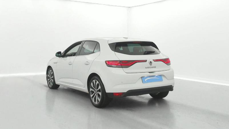 Vente en ligne Renault Megane 4  Blue dCi 115 EDC au prix de 21 990 €