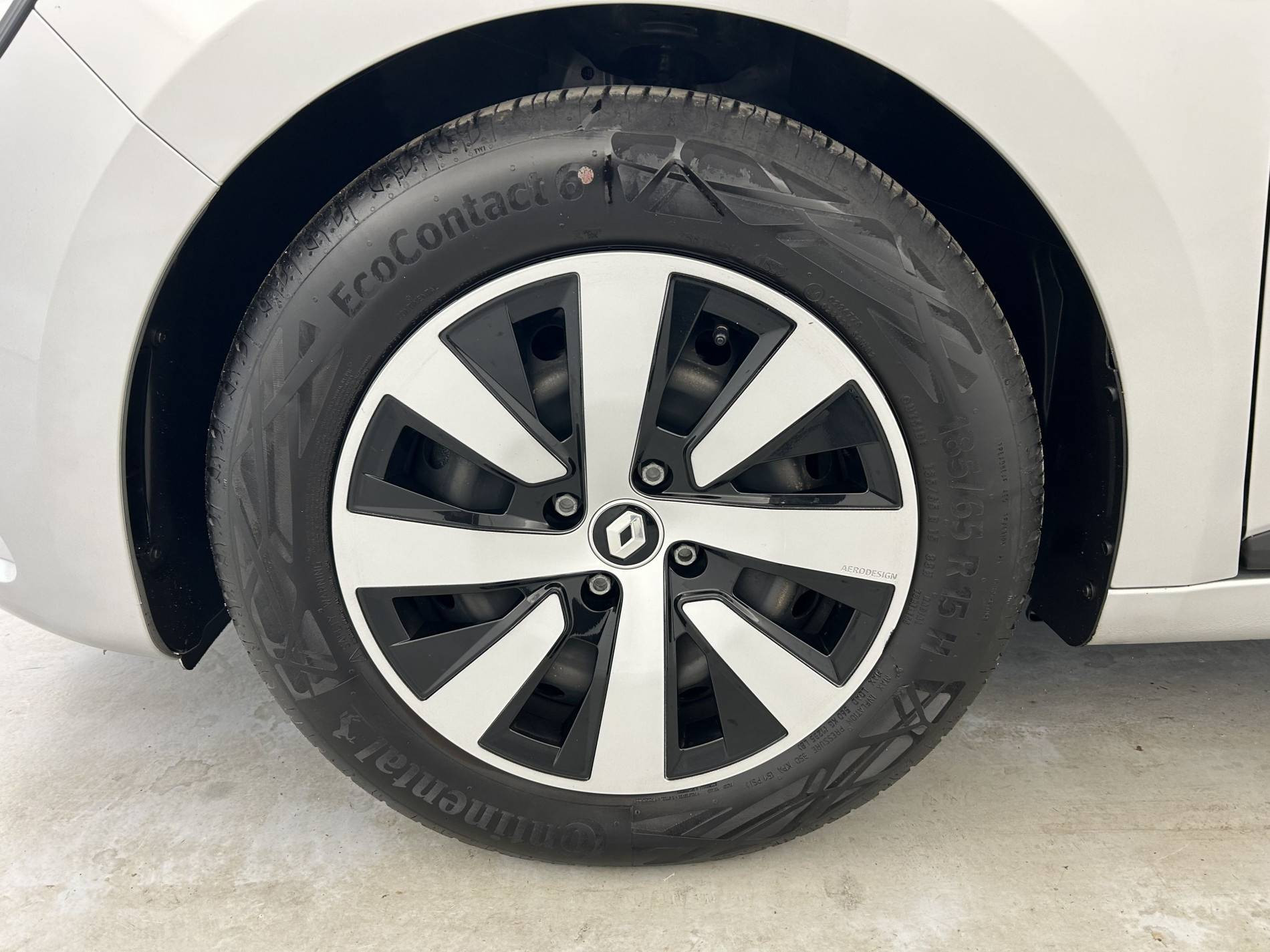 Vente en ligne Renault Clio 5 Clio TCe 90 au prix de 14 990 €