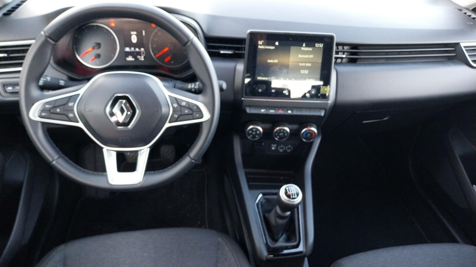 Vente en ligne Renault Clio 5 Clio TCe 90 au prix de 13 990 €