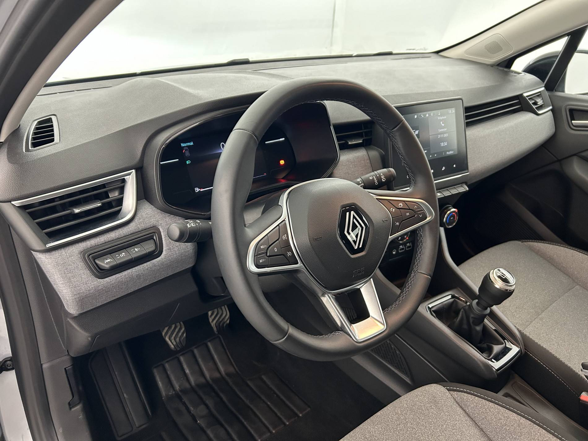 Vente en ligne Renault Clio 5 Clio TCe 90 au prix de 16 490 €