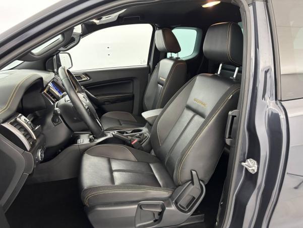 Vente en ligne Ford Ranger Super Cab  2.0 ECOBLUE 213 BV10 au prix de 35 400 €