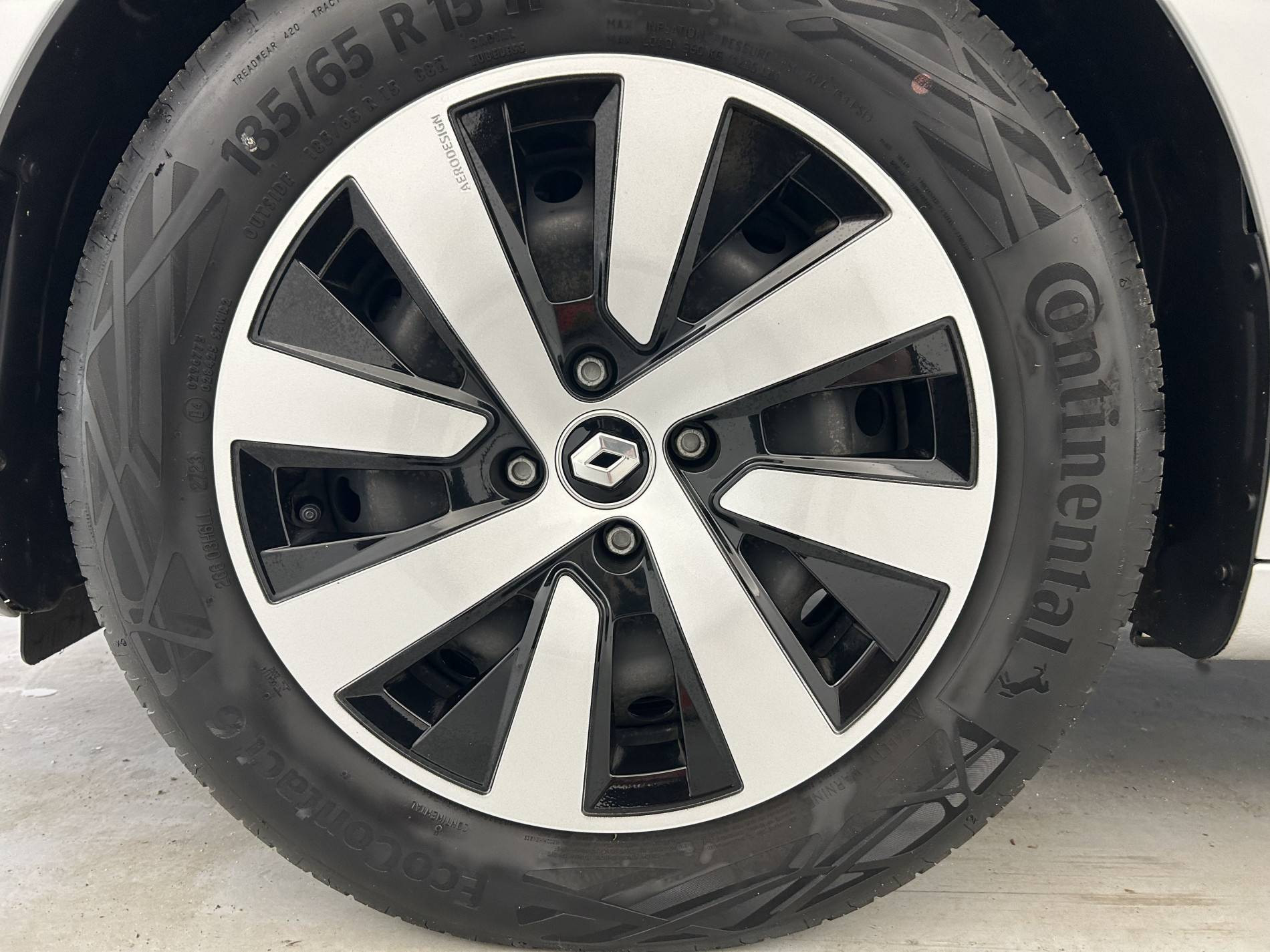 Vente en ligne Renault Clio 5 Clio TCe 90 au prix de 13 990 €