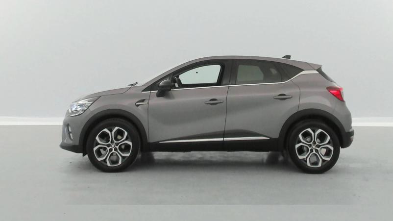Vente en ligne Renault Captur  mild hybrid 160 EDC au prix de 21 870 €