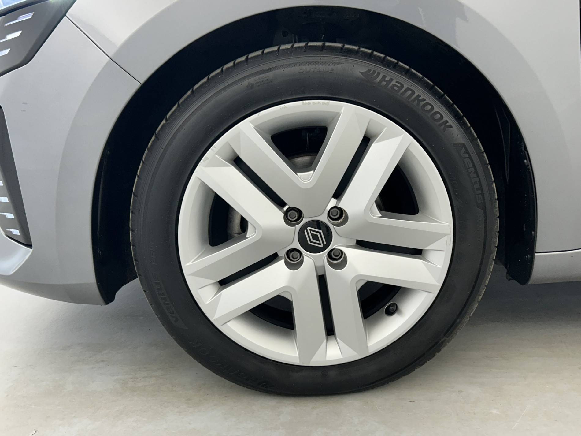 Vente en ligne Renault Clio 5 Clio TCe 90 au prix de 16 490 €