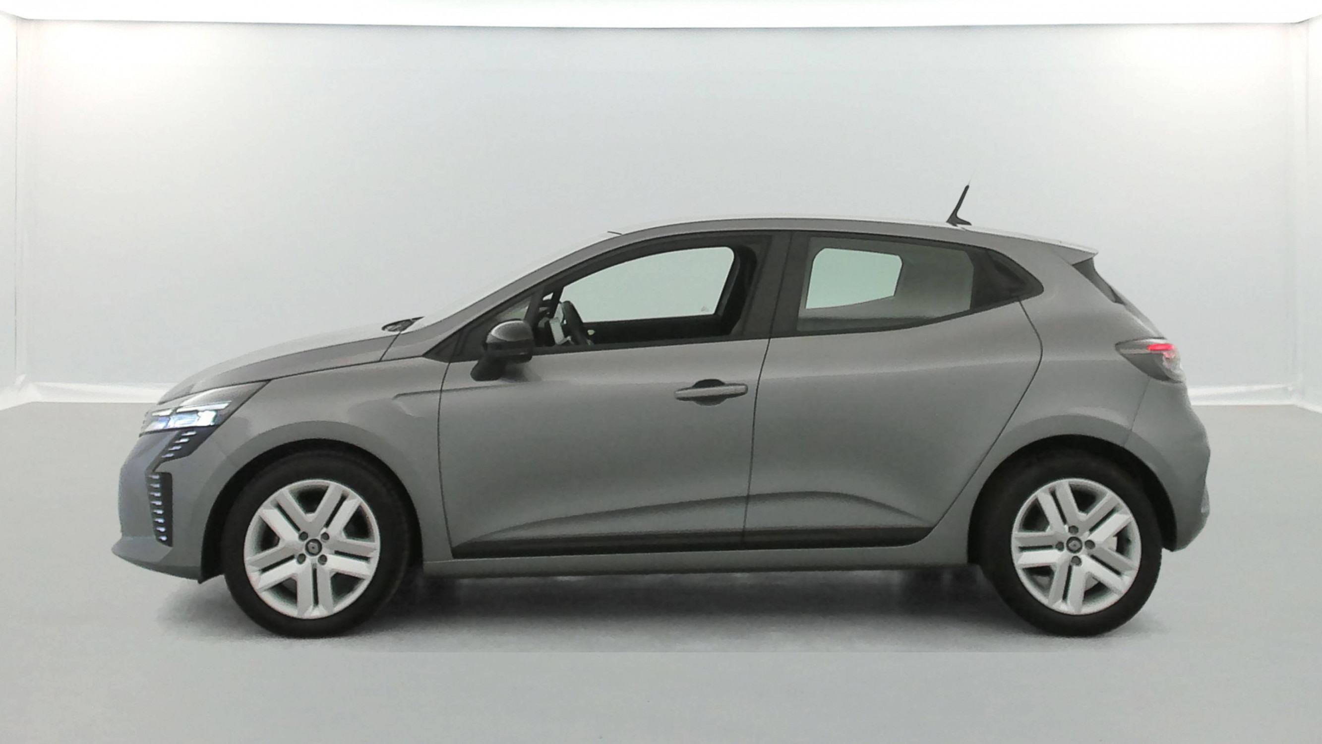 Vente en ligne Renault Clio 5 Clio TCe 90 au prix de 16 490 €