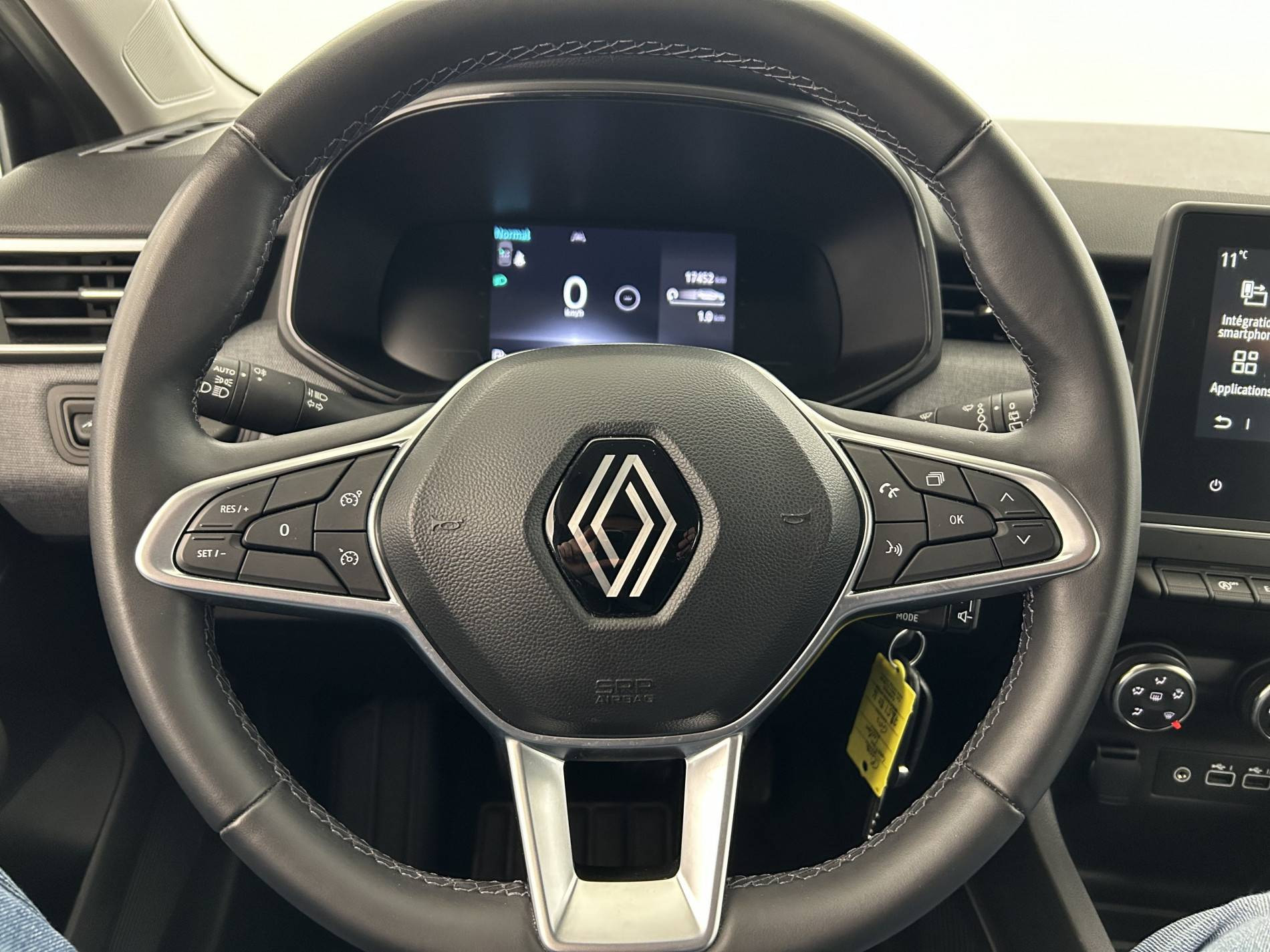 Vente en ligne Renault Clio 5 Clio TCe 90 au prix de 16 490 €