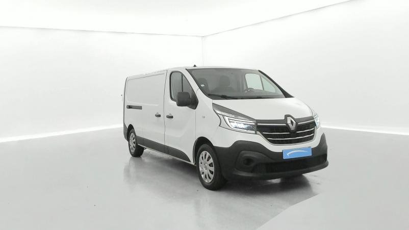 Vente en ligne Renault Trafic 3 Fourgon TRAFIC FGN L2H1 1300 KG DCI 120 au prix de 19 490 €