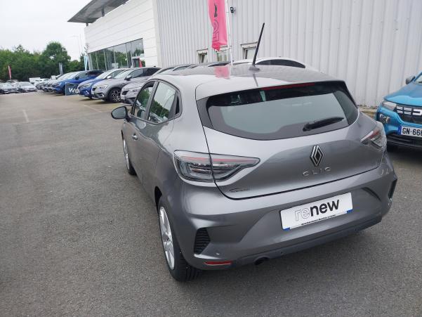 Vente en ligne Renault Clio 5 Clio Blue dCi 100 ch GSR2 au prix de 17 970 €