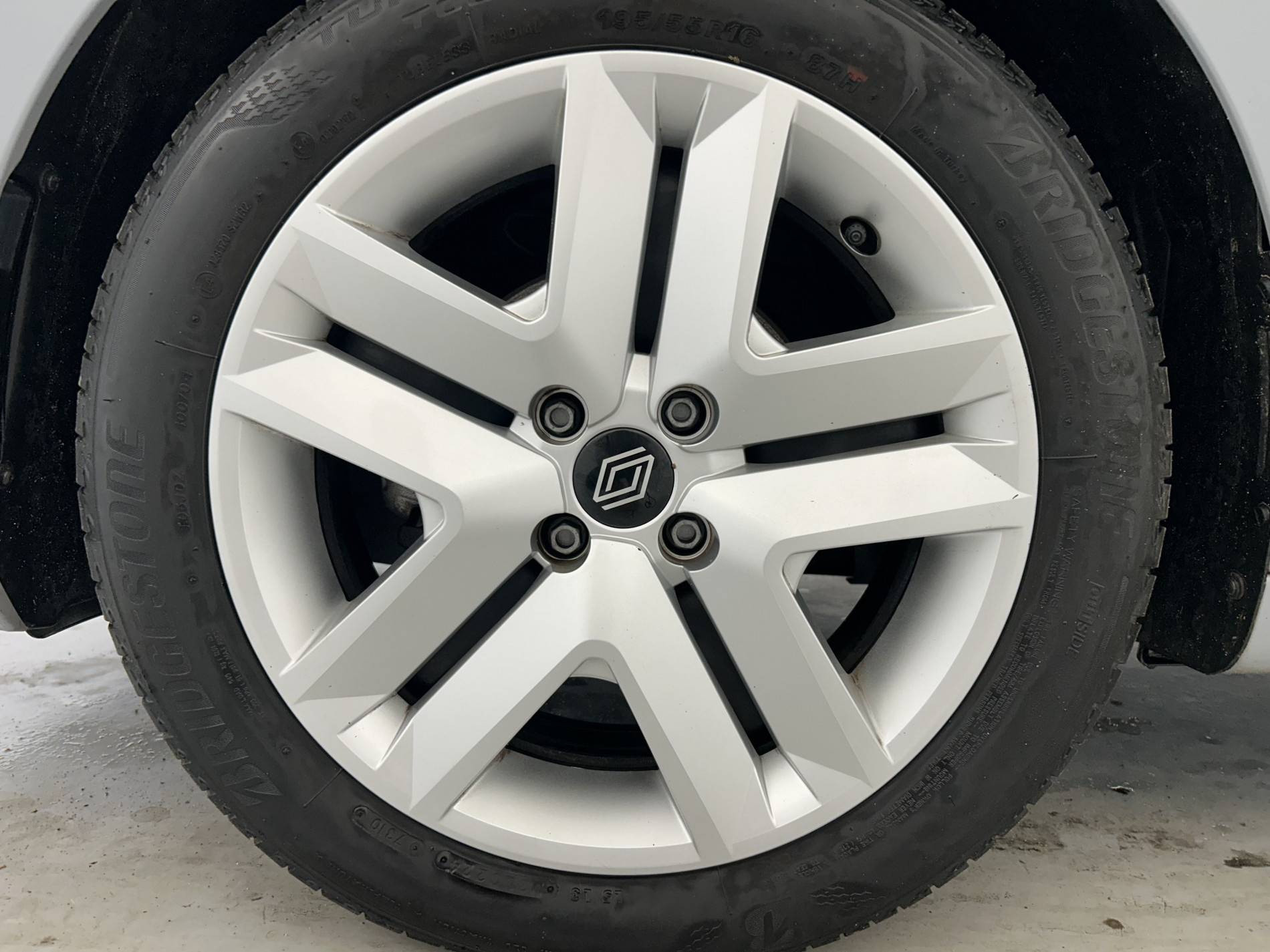 Vente en ligne Renault Clio 5 Clio TCe 90 ch GSR2 au prix de 15 990 €