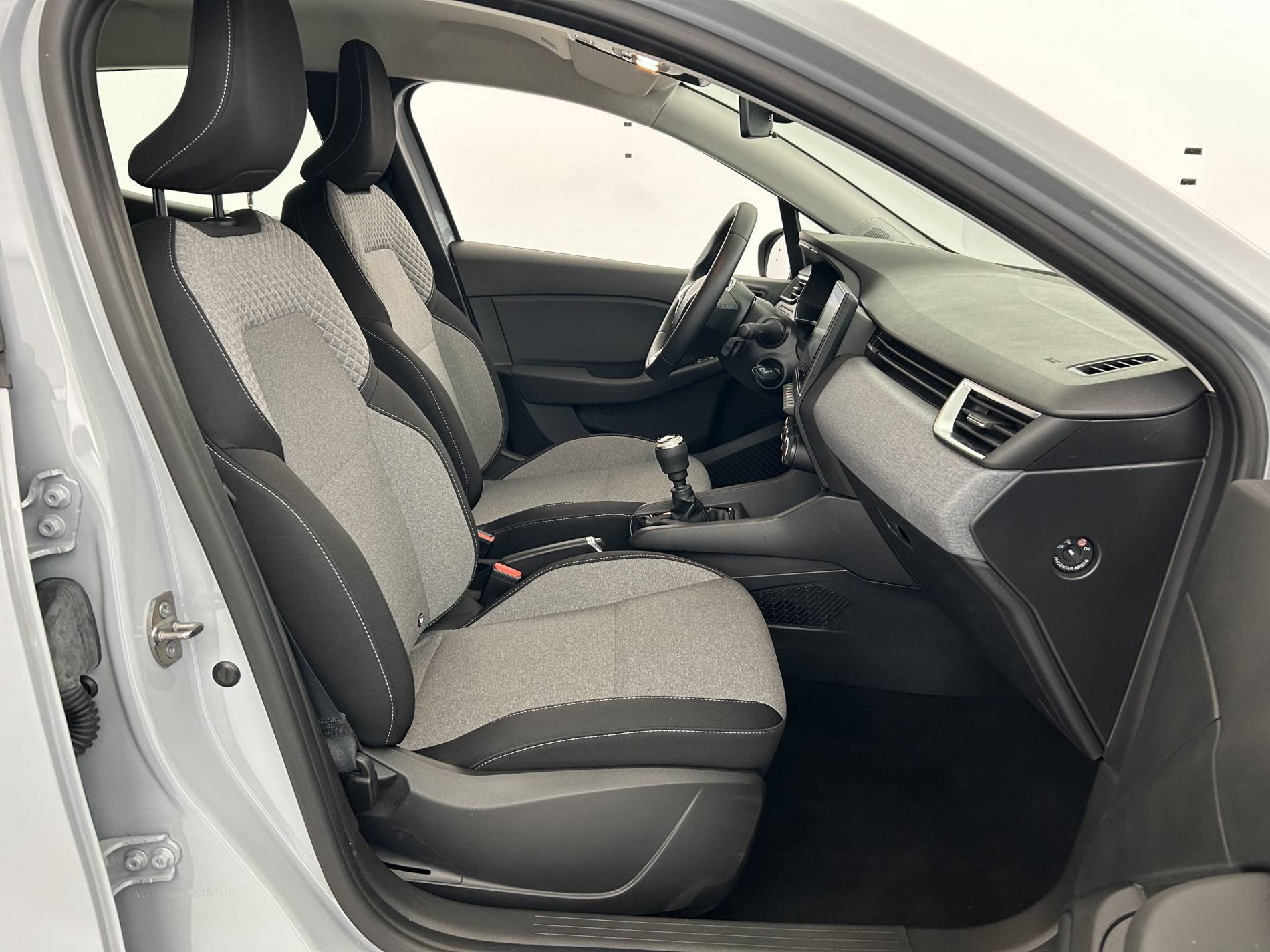 Vente en ligne Renault Clio 5 Clio TCe 90 ch GSR2 au prix de 15 990 €