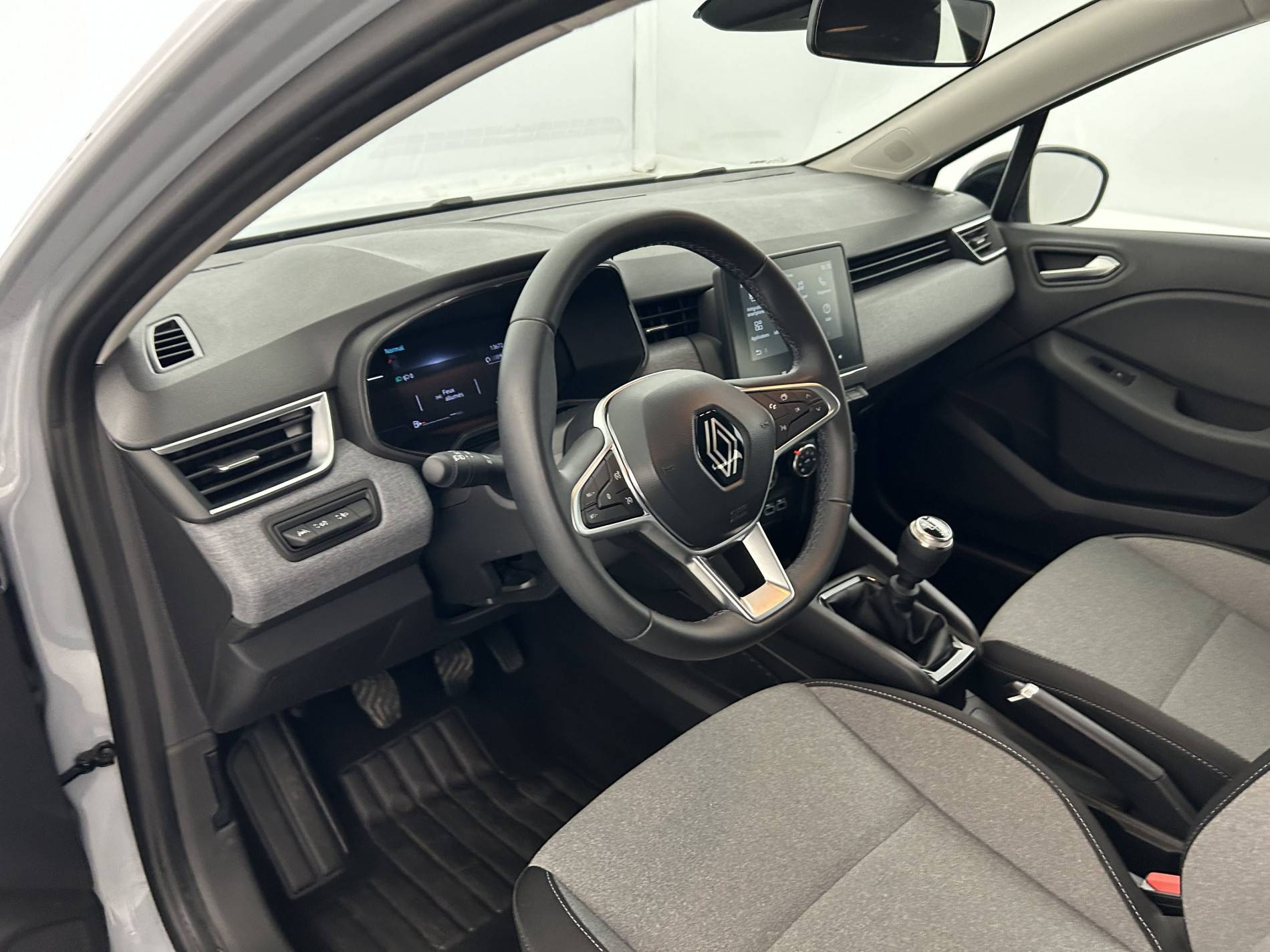 Vente en ligne Renault Clio 5 Clio TCe 90 ch GSR2 au prix de 15 990 €