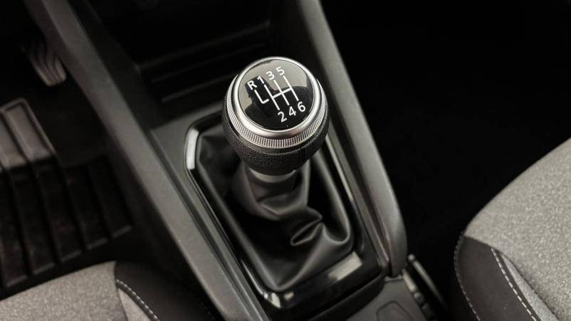 Vente en ligne Renault Clio 5 Clio TCe 90 au prix de 15 990 €