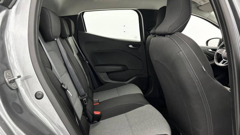 Vente en ligne Renault Clio 5 Clio TCe 90 au prix de 15 990 €