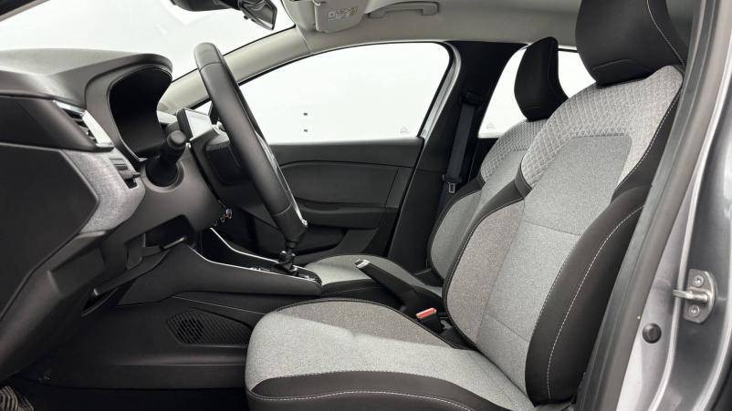 Vente en ligne Renault Clio 5 Clio TCe 90 au prix de 15 990 €