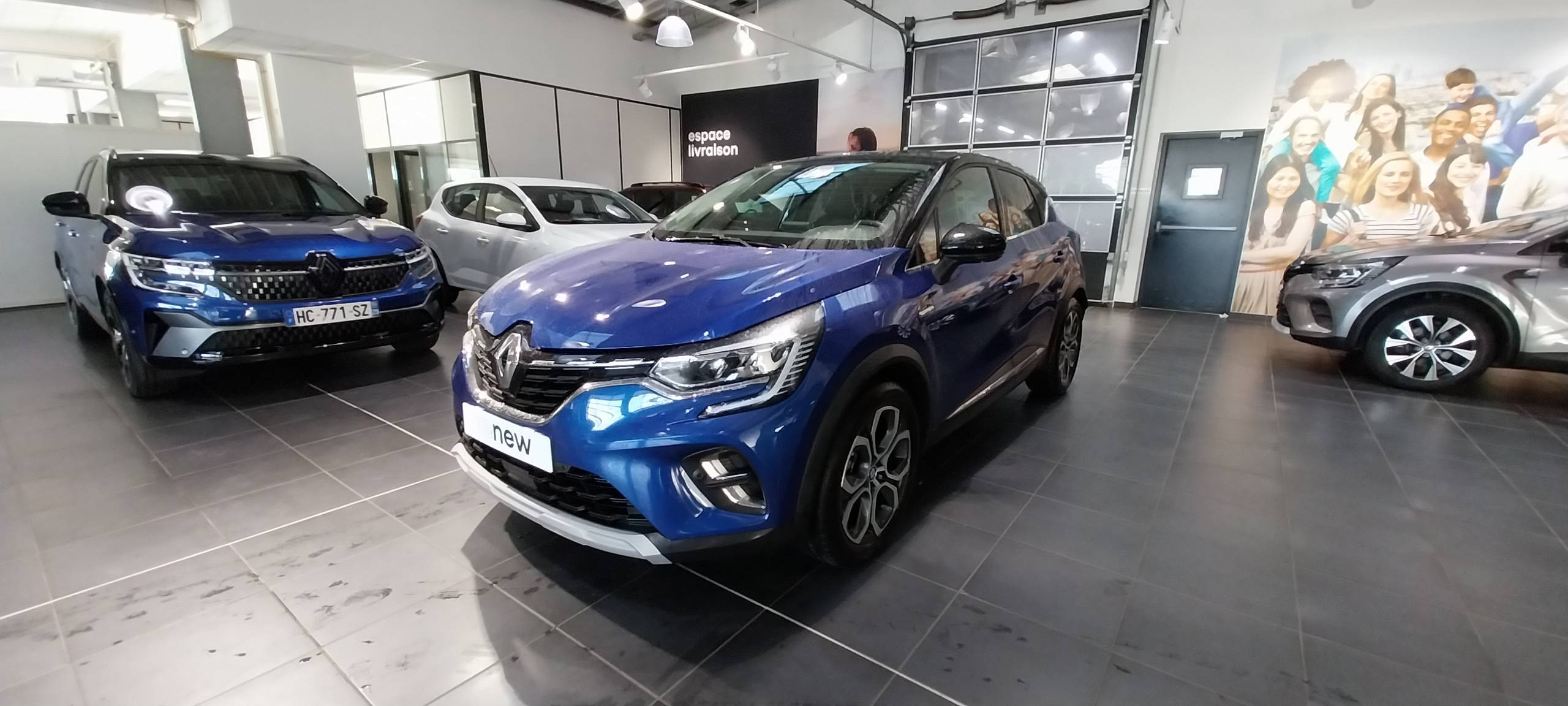 Renault Captur  E-Tech full hybrid 145 occasion de 2023 en vente à Quimper