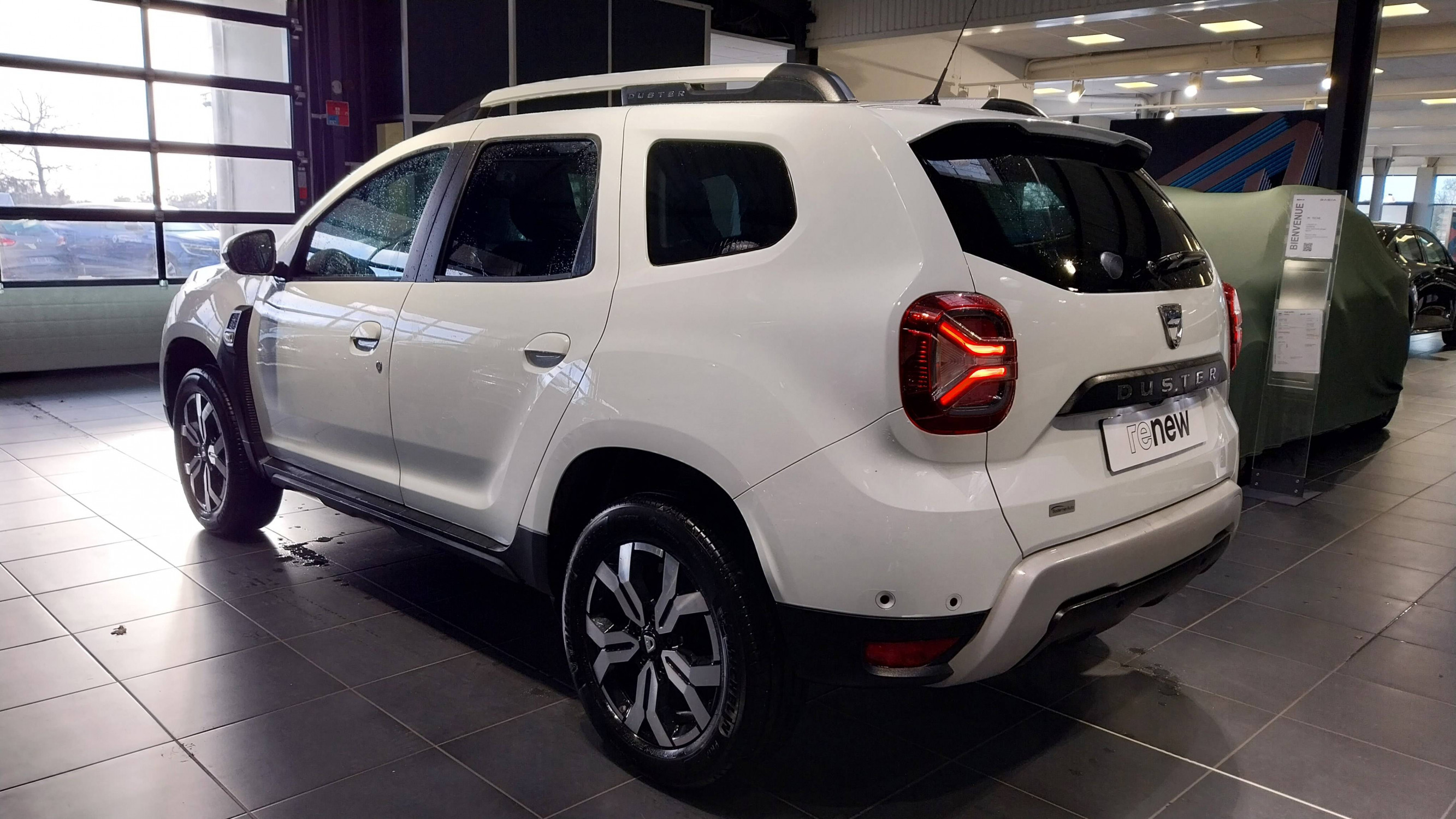 Vente en ligne Dacia Duster  ECO-G 100 4x2 au prix de 15 990 €