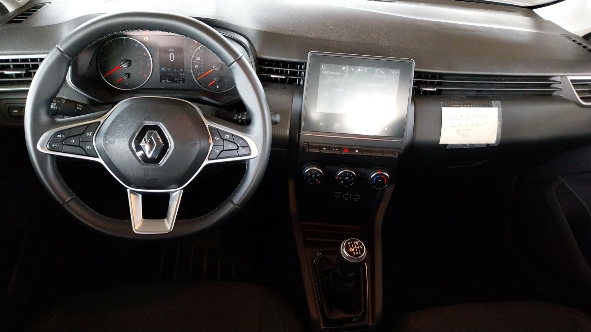 Vente en ligne Renault Clio 5 Clio TCe 90 au prix de 15 990 €