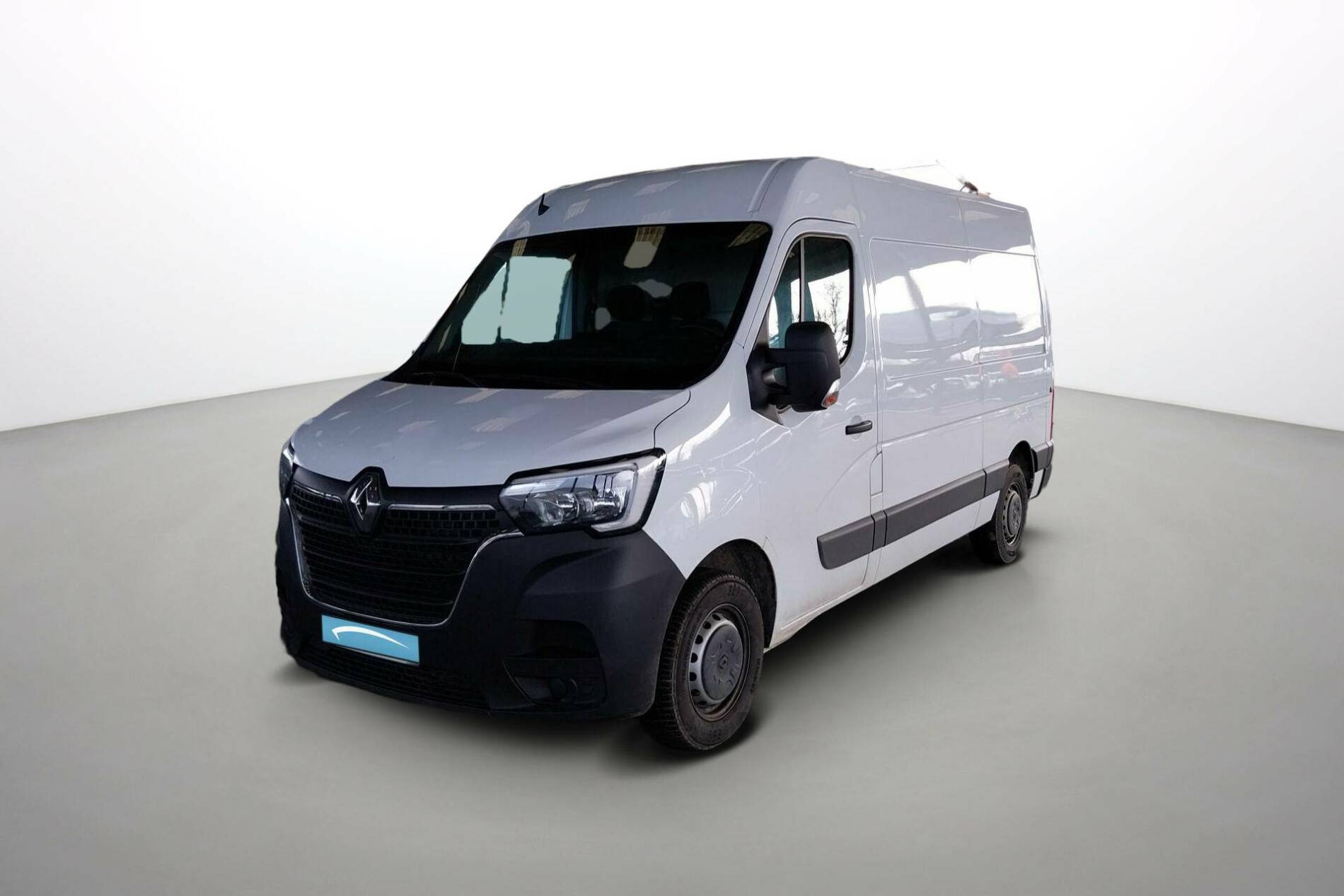 Renault Master Fourgon MASTER FGN TRAC F3300 L2H2 BLUE DCI 150 occasion de 2023 en vente à Quimper