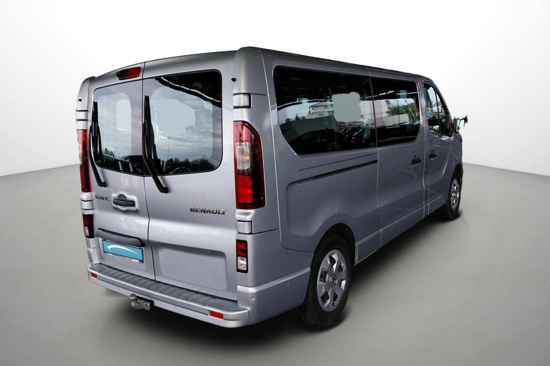 Vente en ligne Renault Trafic  Zen L2 Blue dCi 150 S&S - 9 pl au prix de 27 990 €