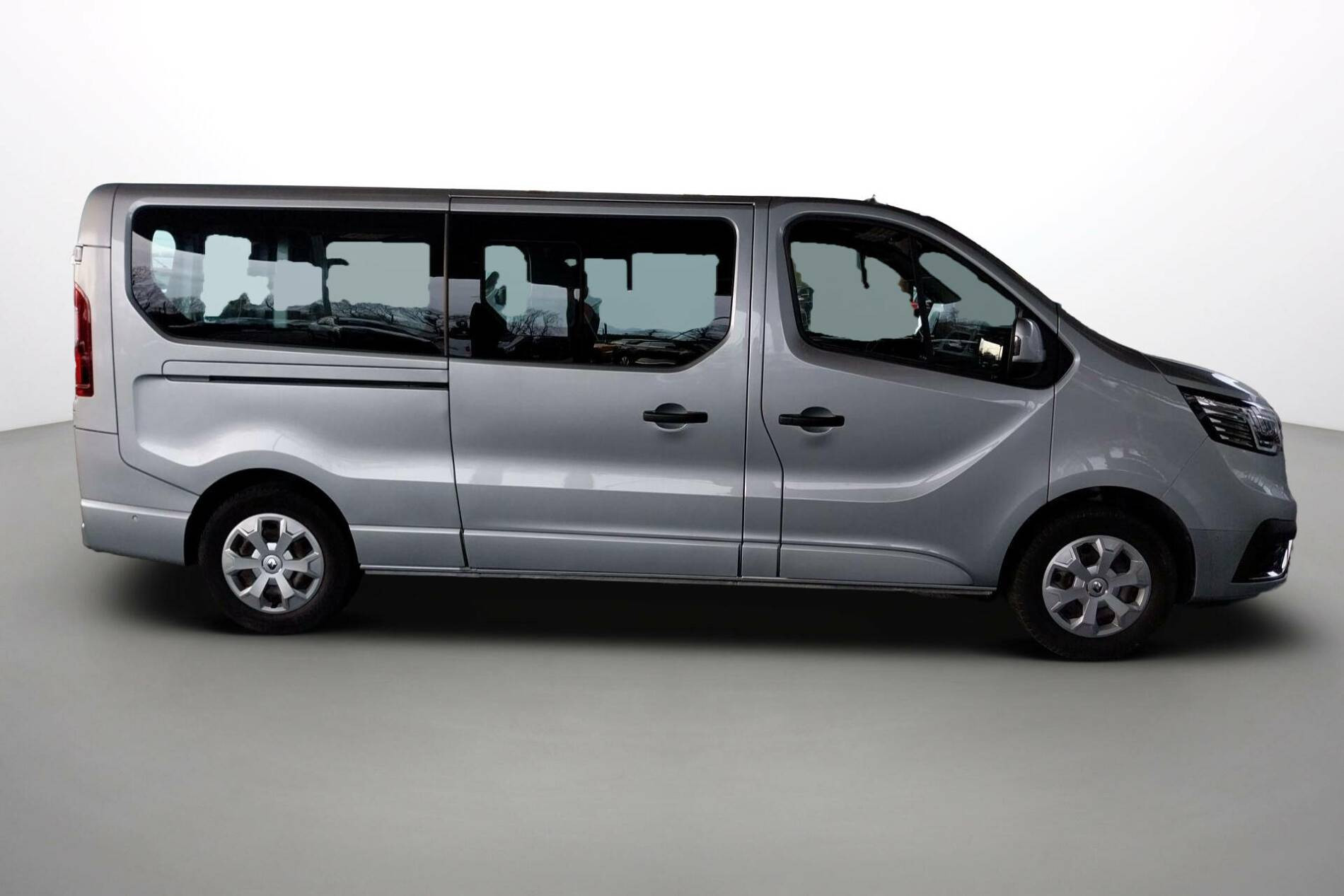 Vente en ligne Renault Trafic  Zen L2 Blue dCi 150 S&S - 9 pl au prix de 27 990 €