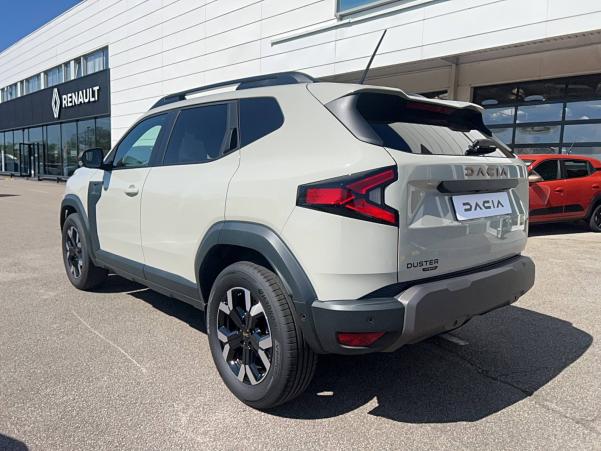 Vente en ligne Dacia Duster  Hybrid 140 4x2 au prix de 30 290 €