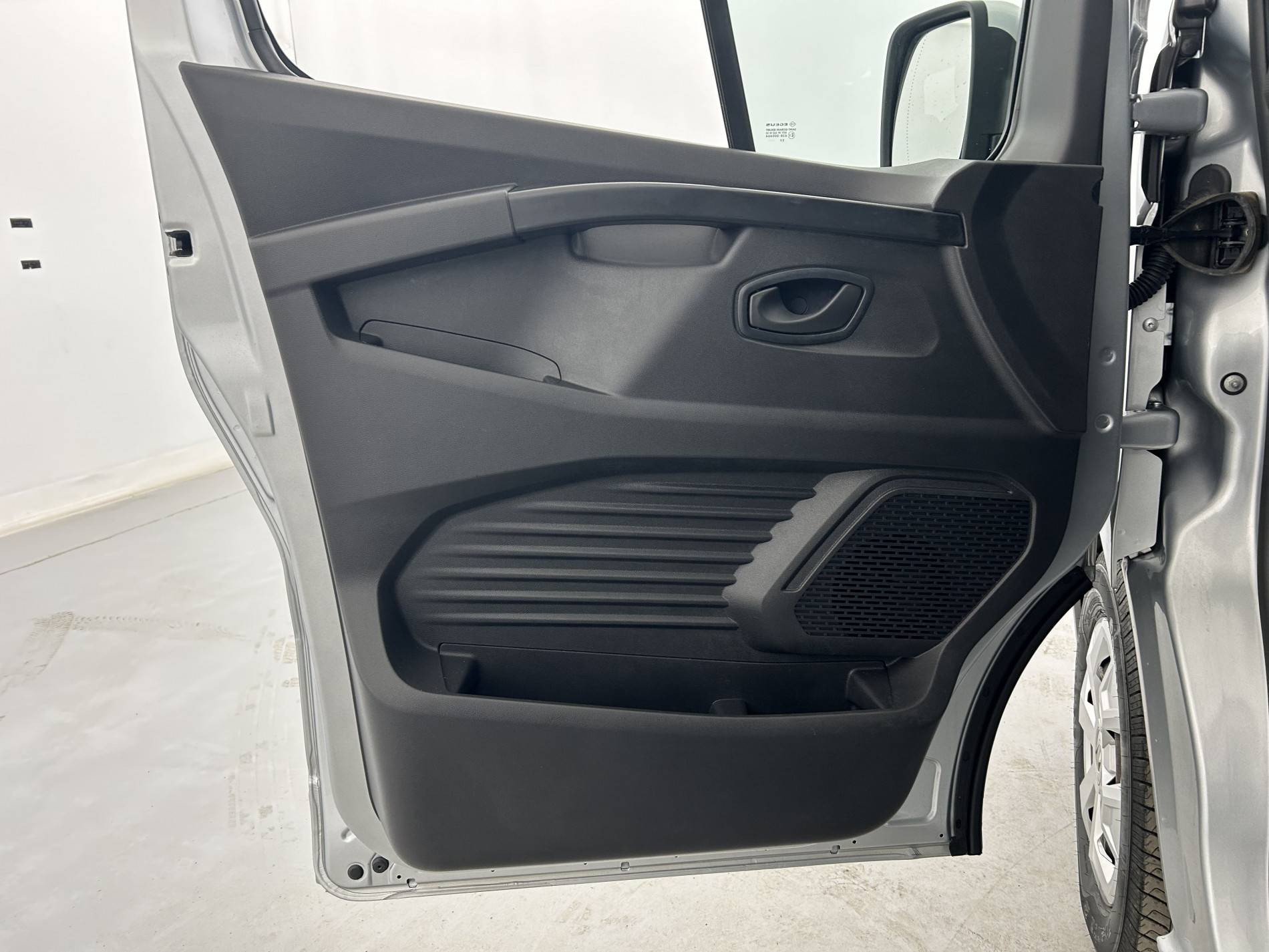 Vente en ligne Renault Trafic  Zen L2 Blue dCi 150 S&S - 9 pl au prix de 27 990 €