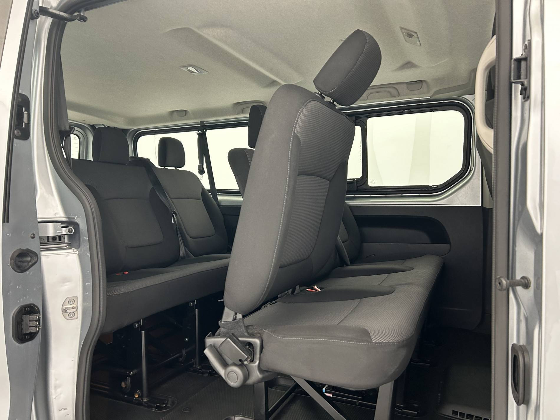 Vente en ligne Renault Trafic  Zen L2 Blue dCi 150 S&S - 9 pl au prix de 27 990 €